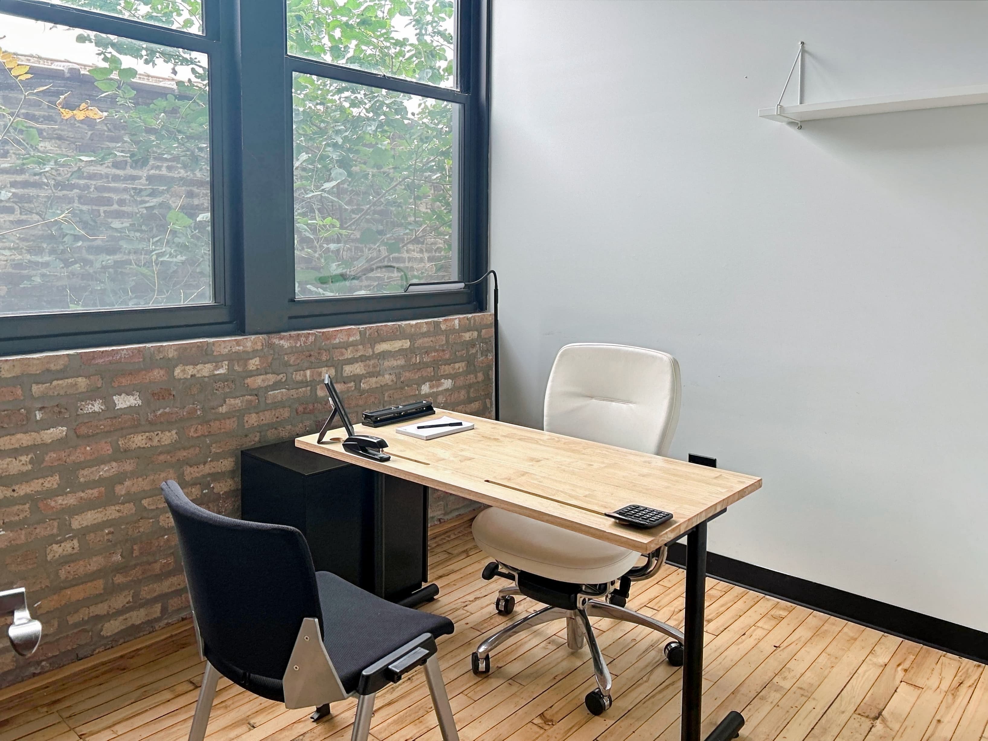 IL, Chicago - Ravenswood Ave image 3