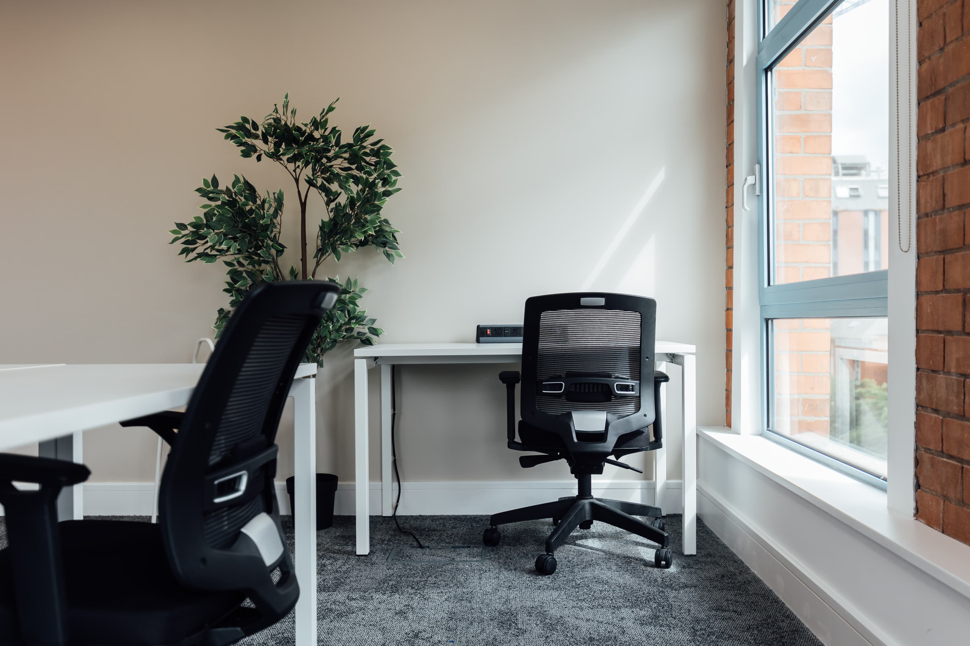 Belfast, Great Victoria Street image 13