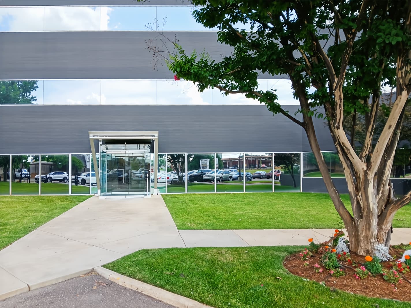 OK, Oklahoma City - May Ave image 5 OK, Oklahoma City - May Ave image 5