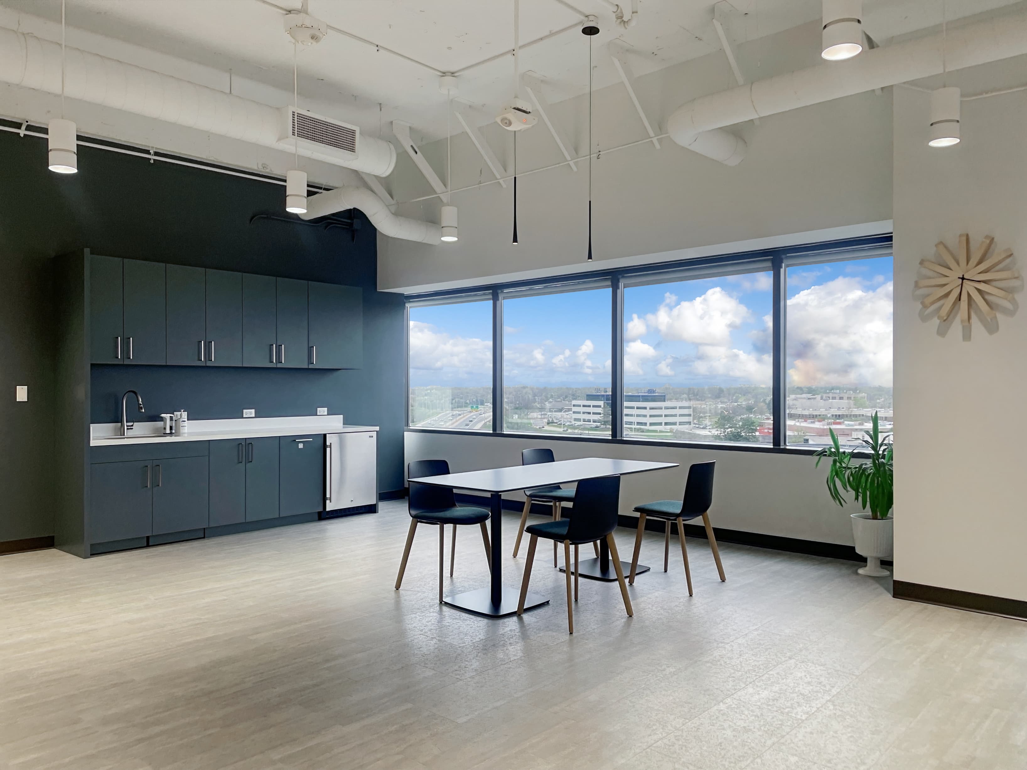 IL, Westmont - Oakmont Plaza Dr image 14