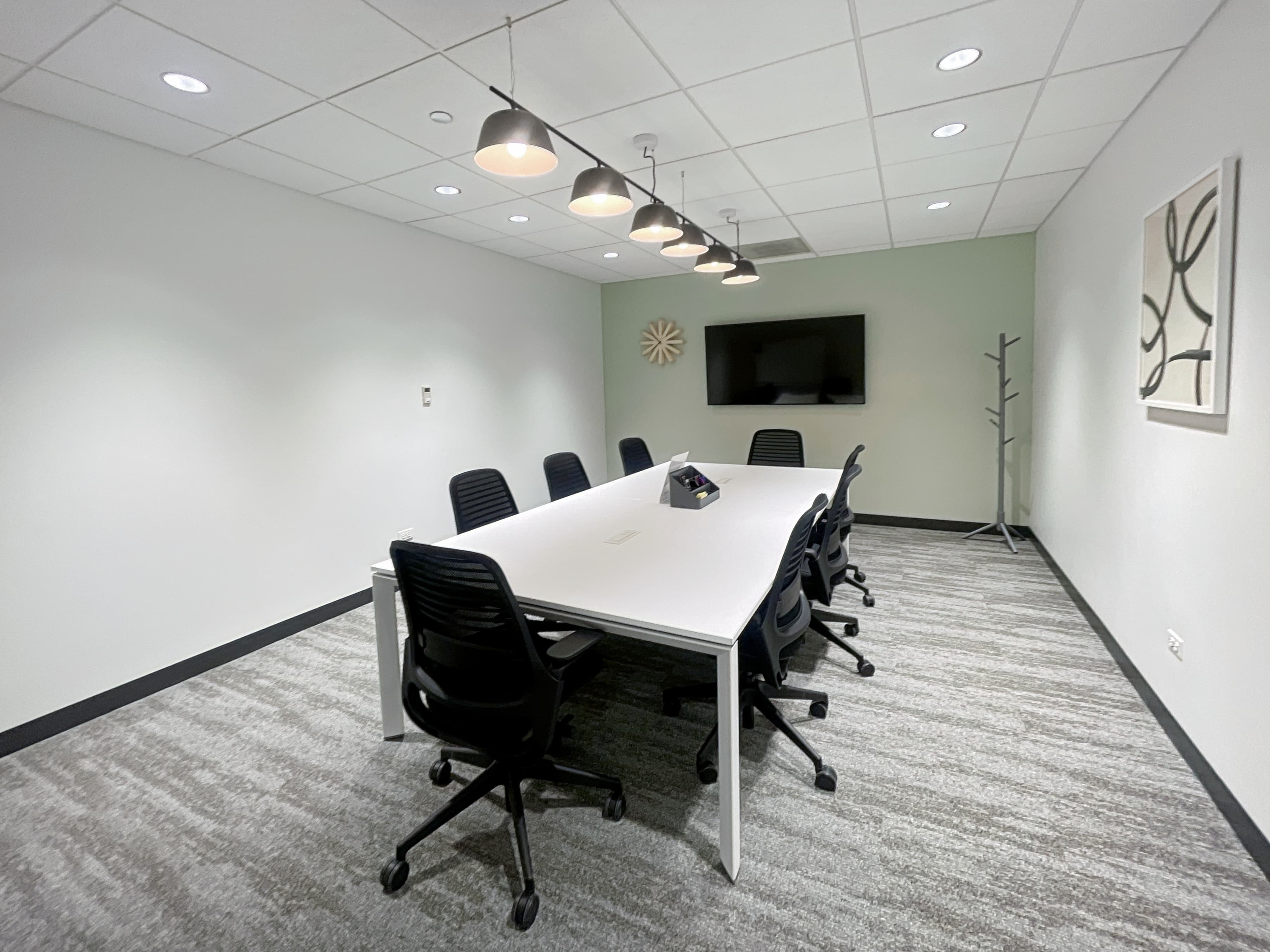 IL, Westmont - Oakmont Plaza Dr image 8