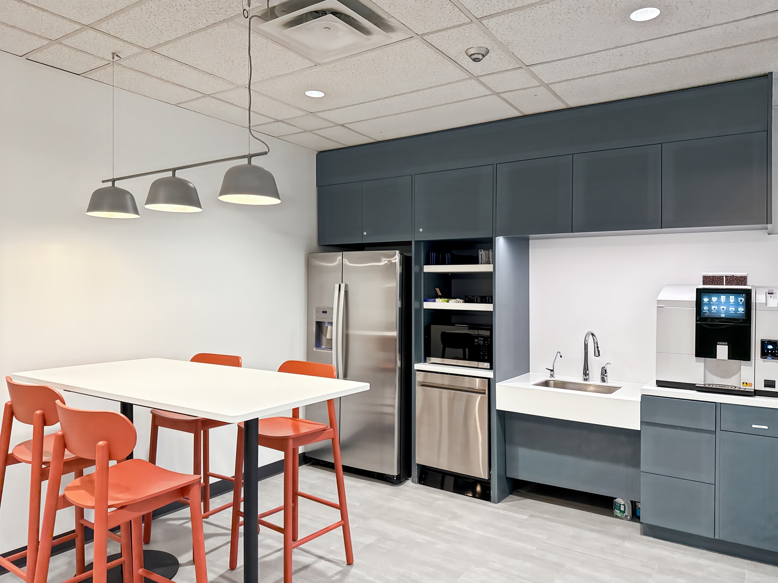 ON, Mississauga - Century Ave image 2