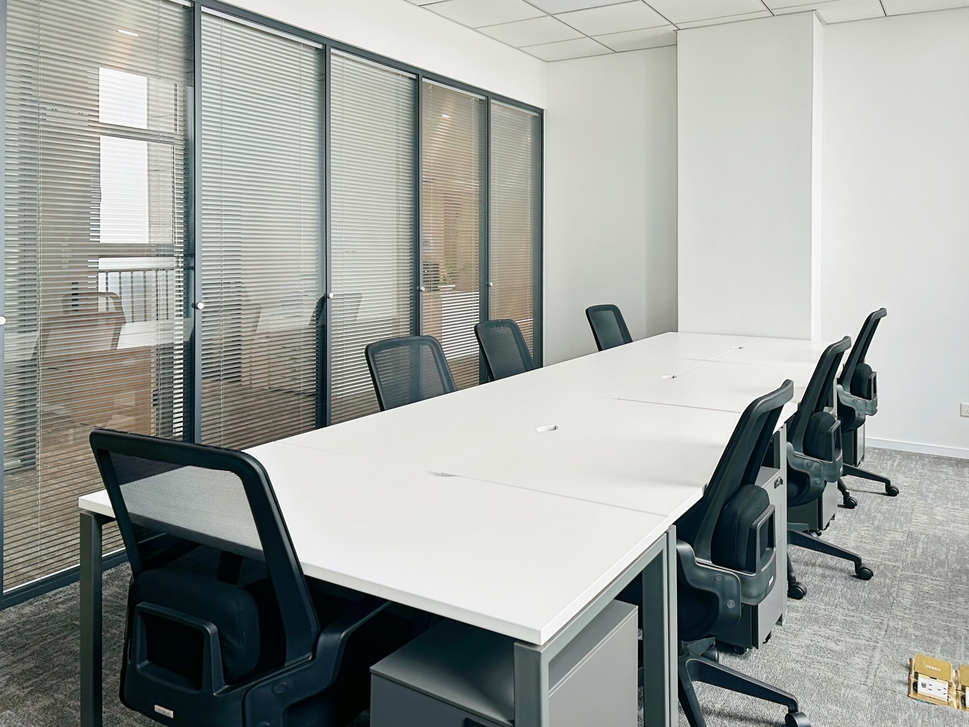 Yantai, Venture Building image 12