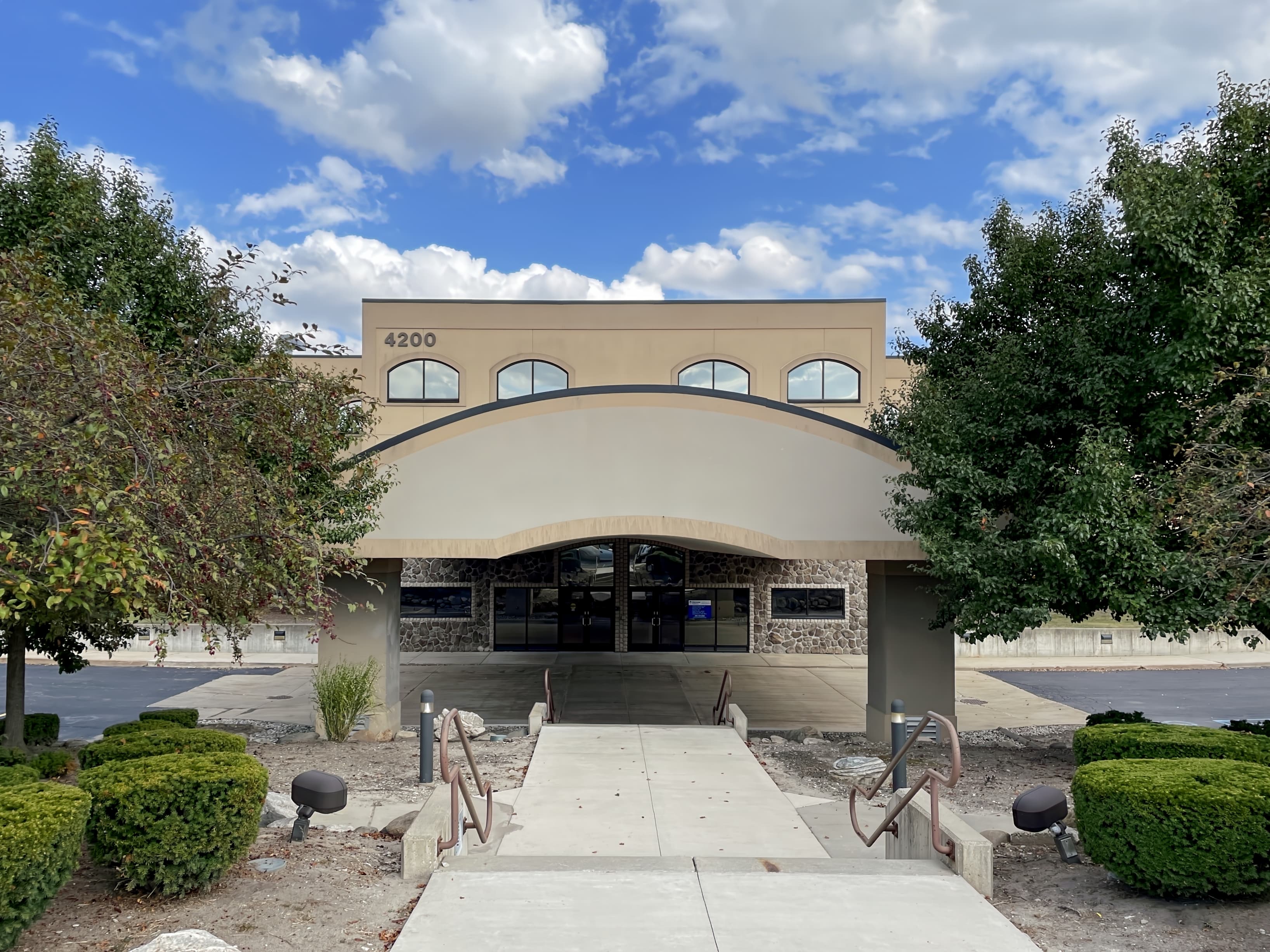 MI, Saginaw - Fashion Square Blvd image 4 MI, Saginaw - Fashion Square Blvd image 4