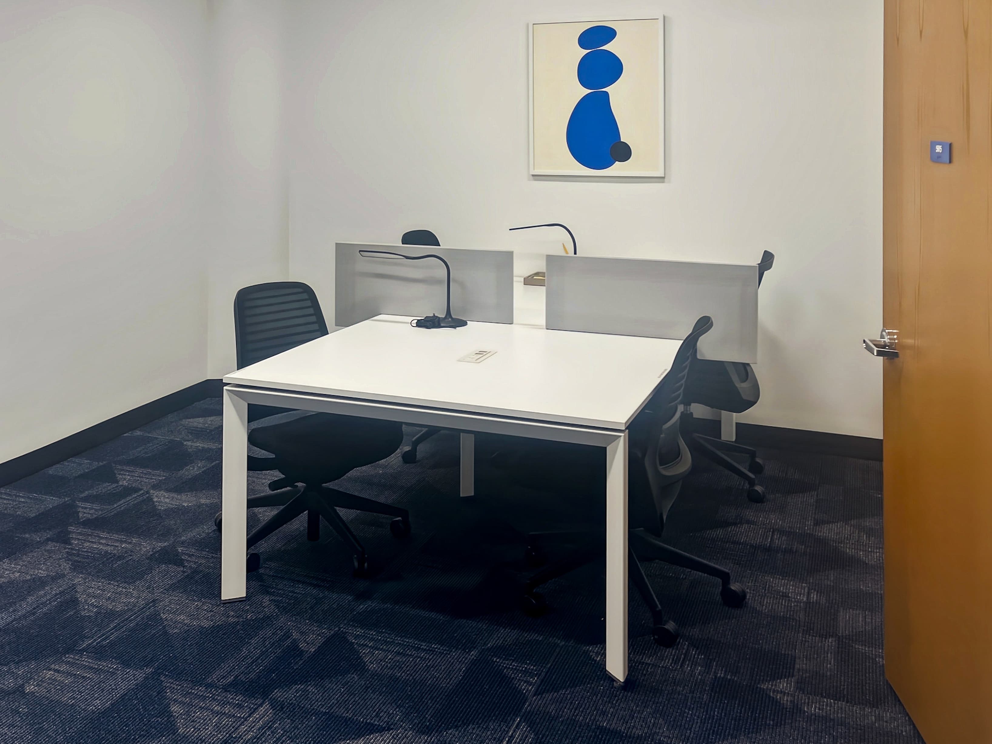 TX, Irving - 5601 Executive Dr image 8