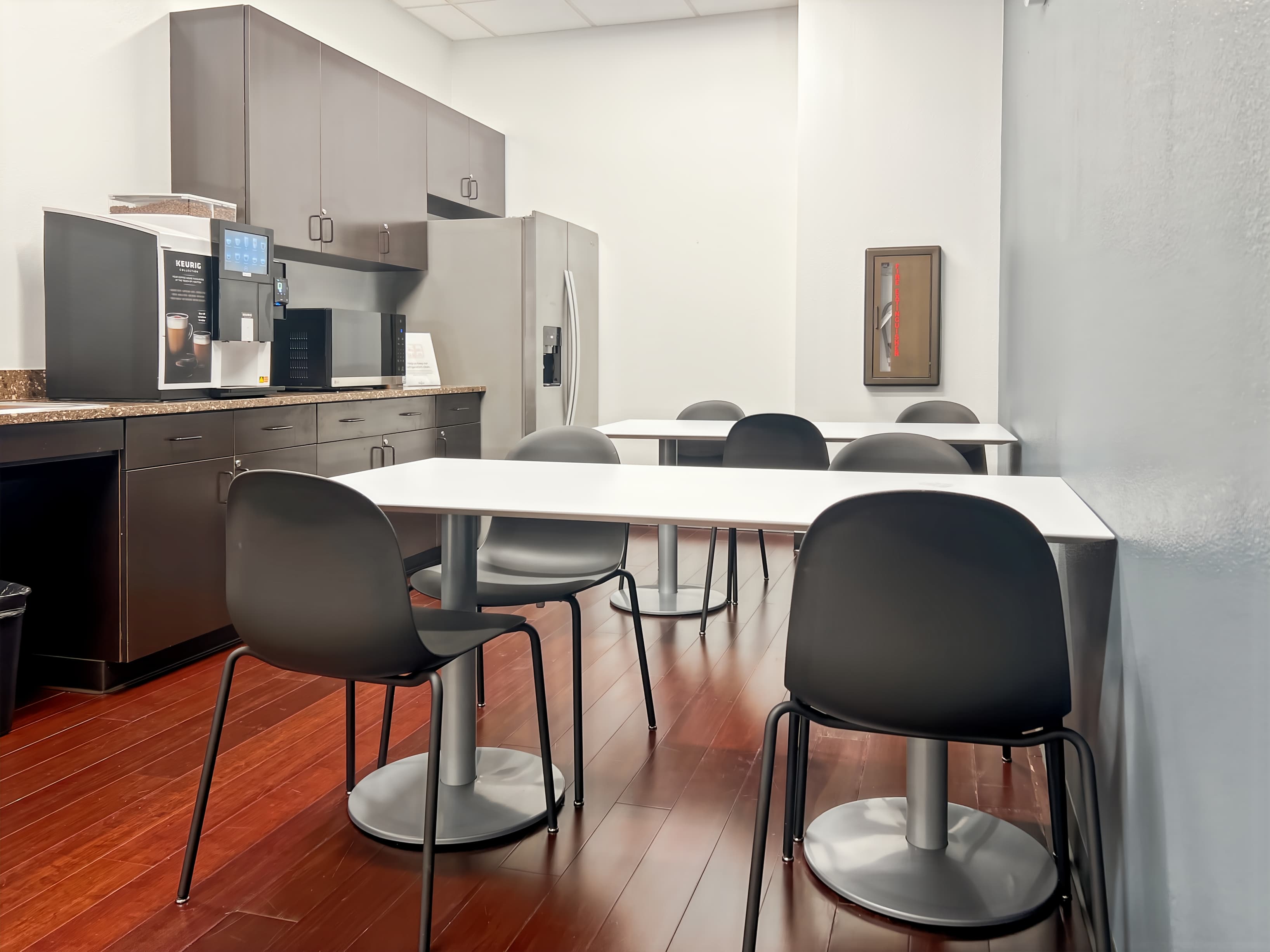 TX, Burleson - E Renfro St image 1