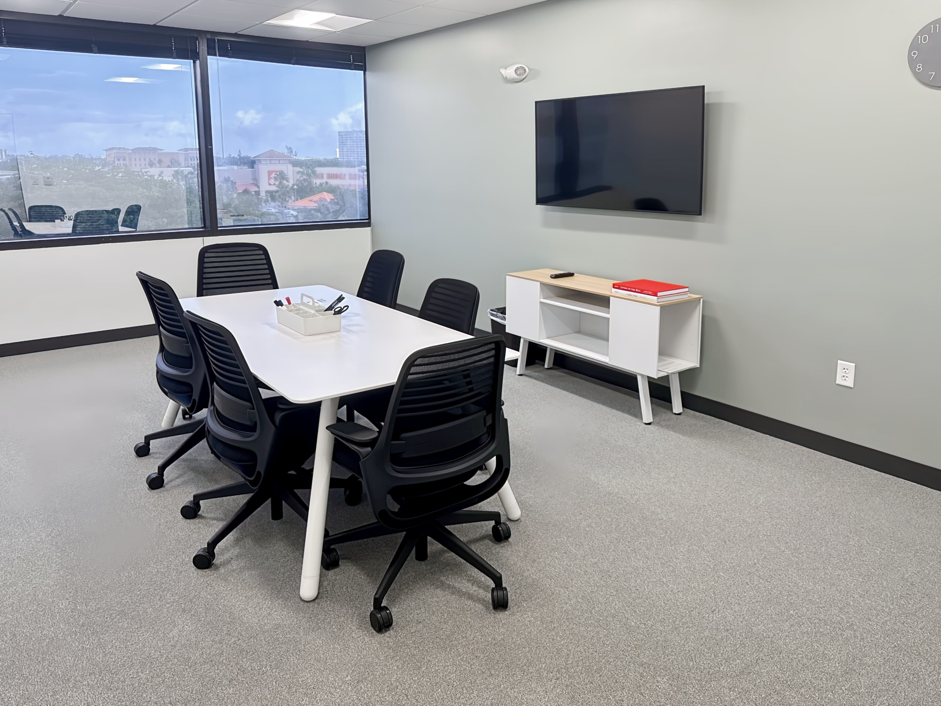 FL, North Miami- Biscayne Blvd image 7