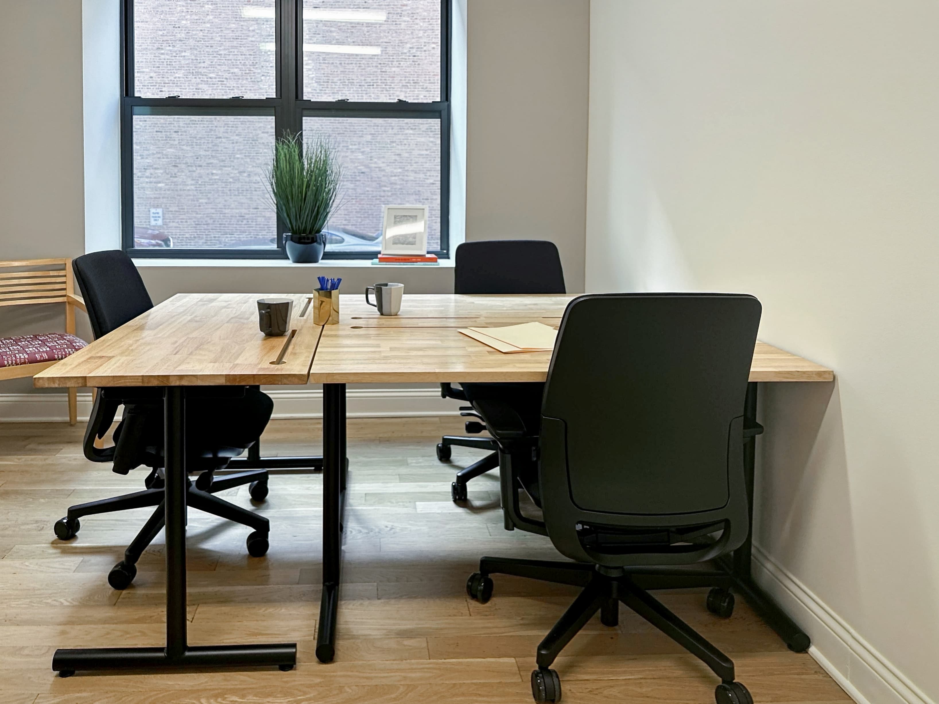 IL, Chicago - N Green St image 6