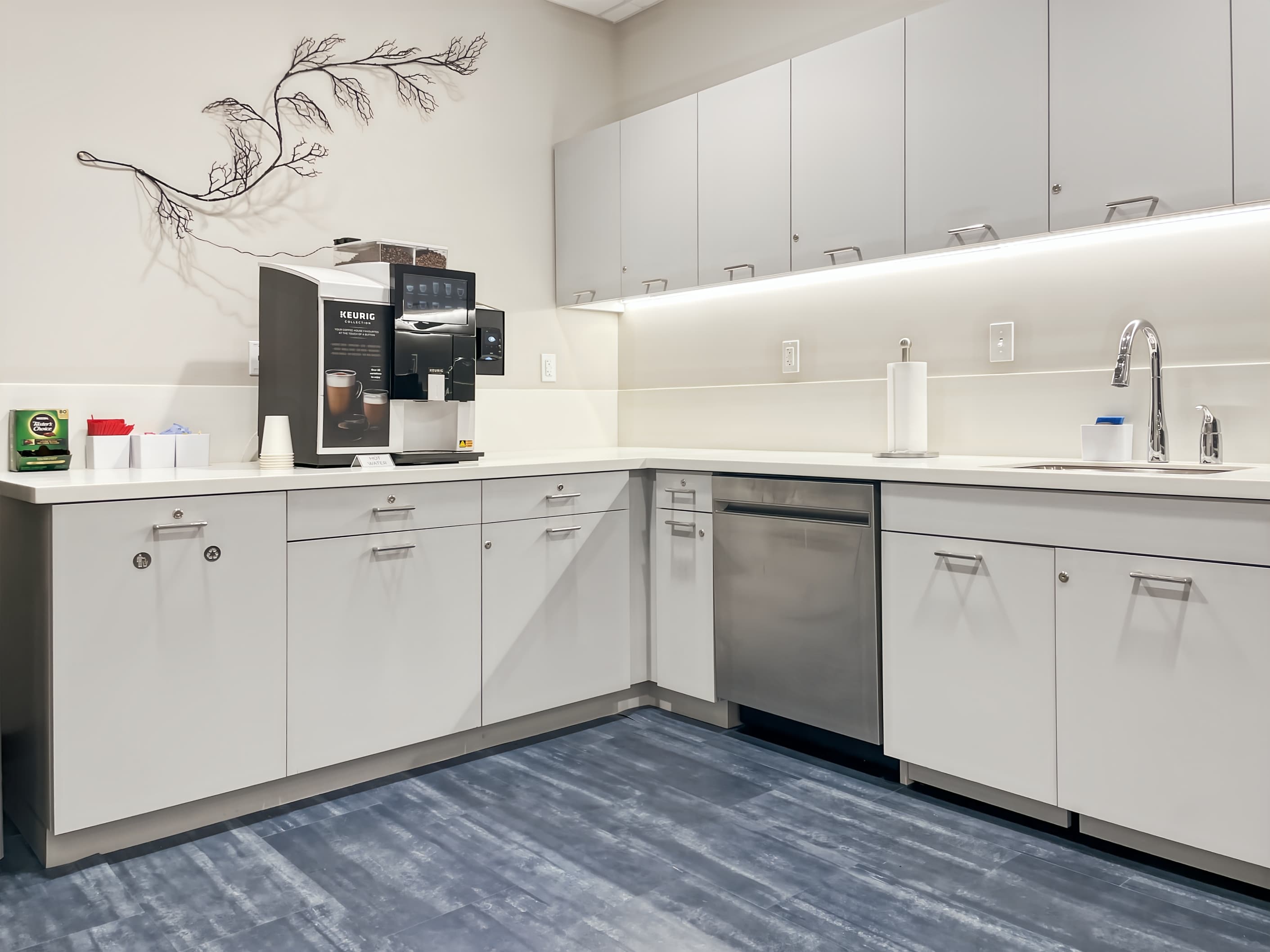 AZ, Phoenix - N 7th St image 13 AZ, Phoenix - N 7th St image 13