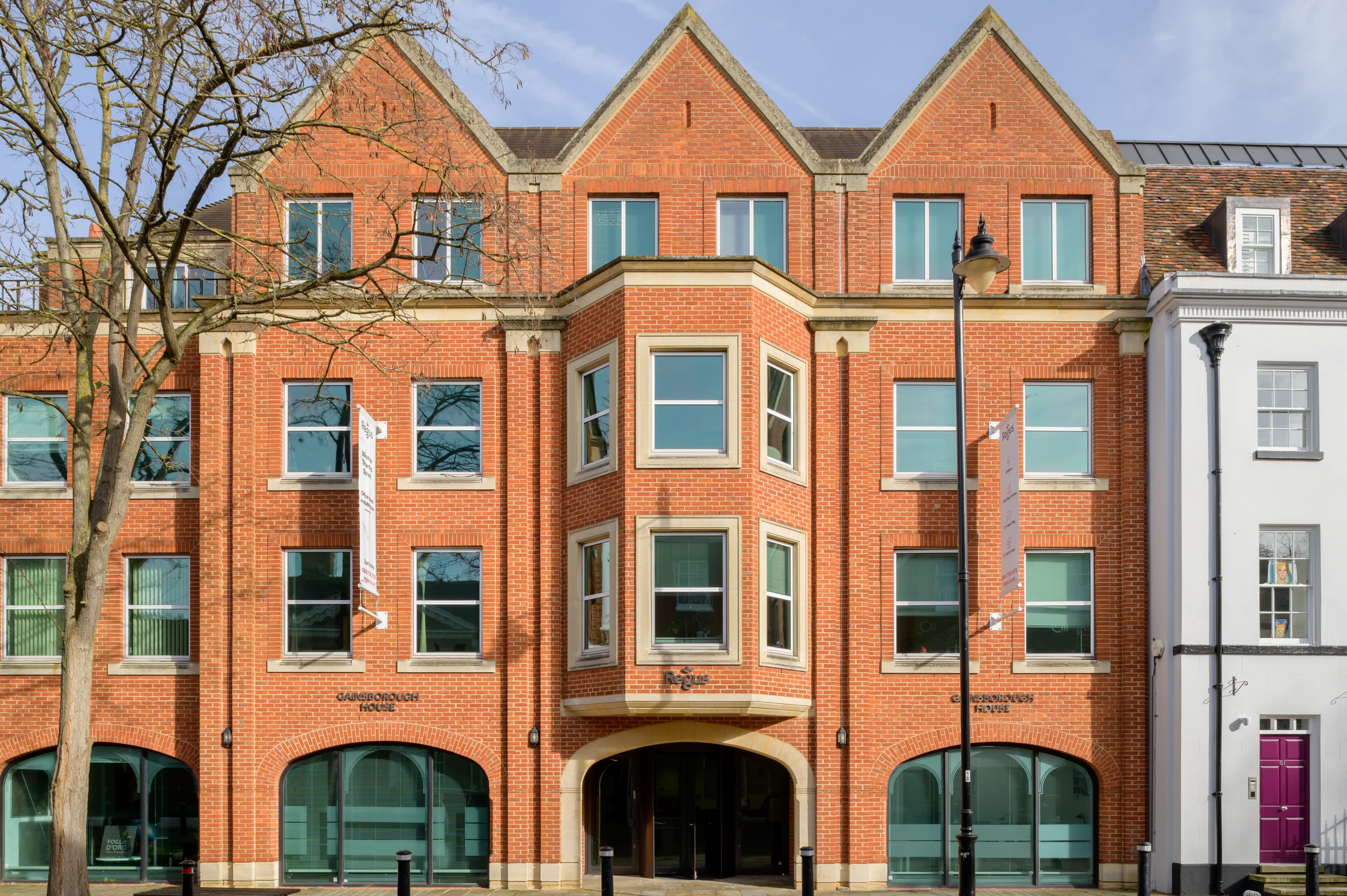 WINDSOR, Thames Street image 6