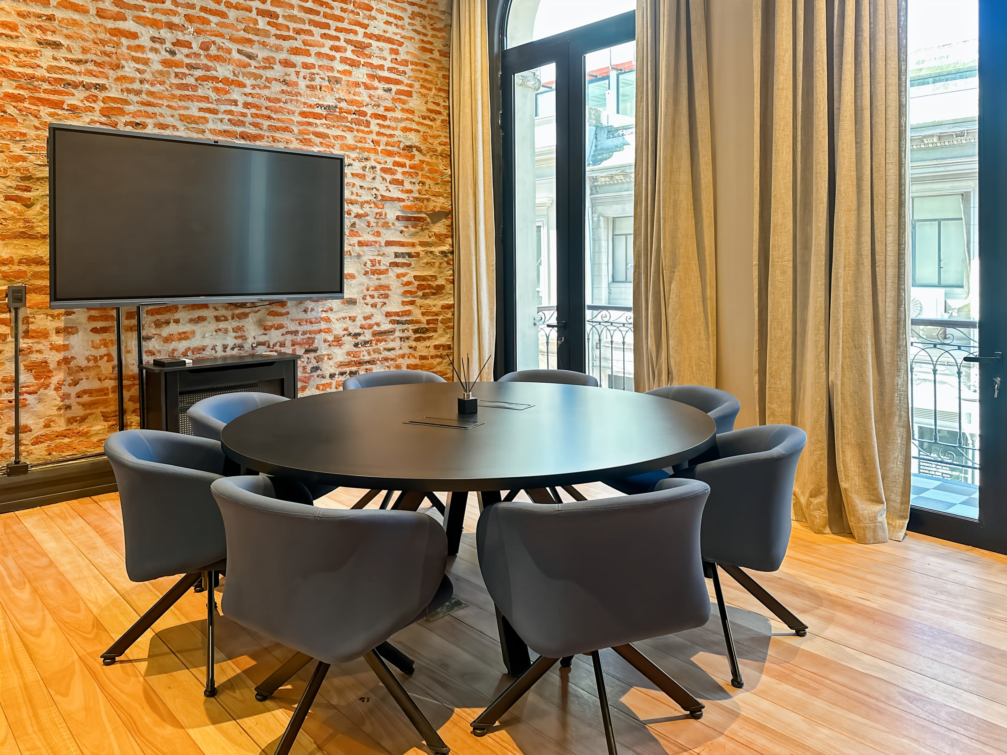 Montevideo, No18 El Globo image 6 Montevideo, No18 El Globo image 6