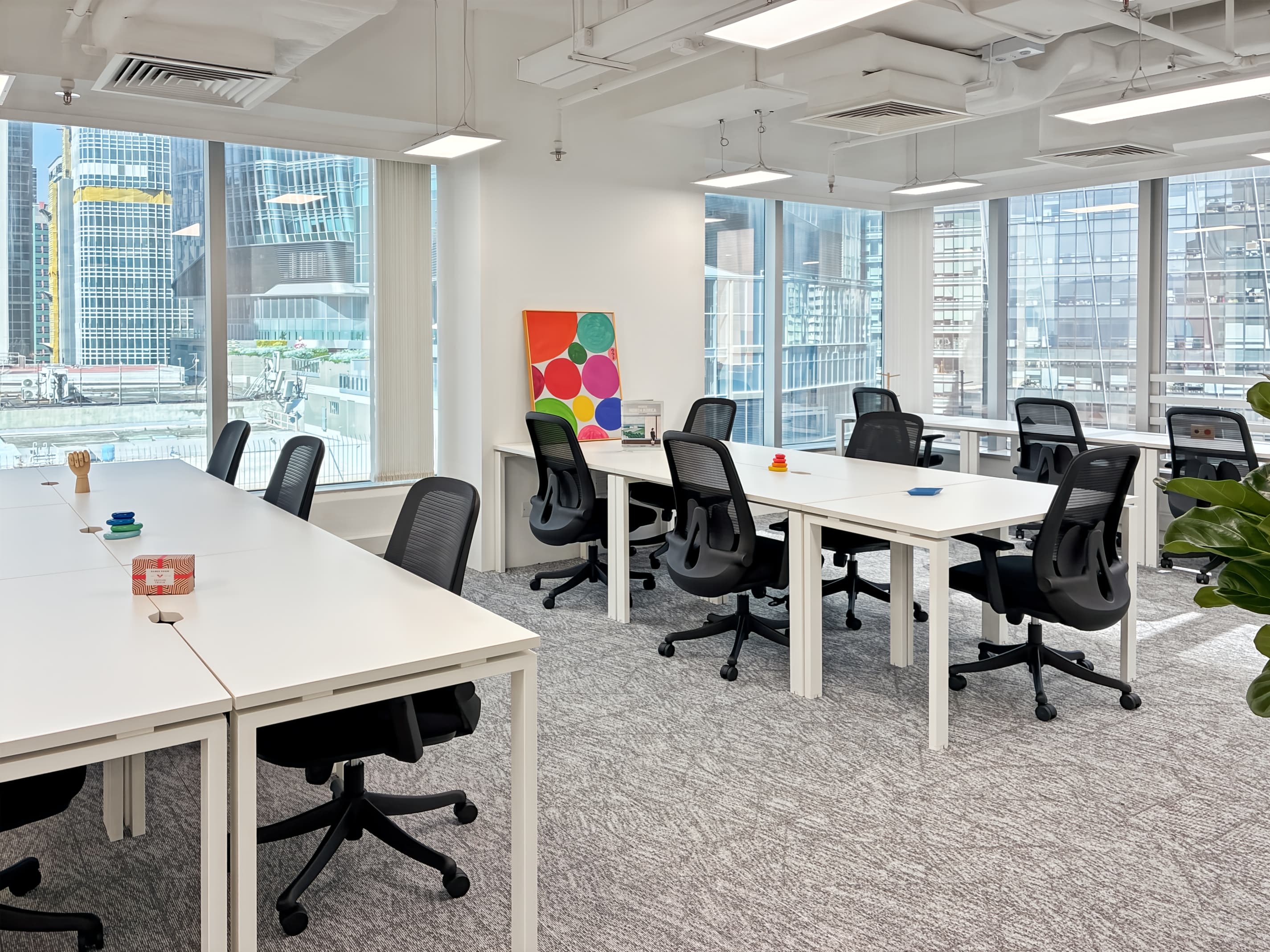 Hong Kong, Two Sky Parc image 3