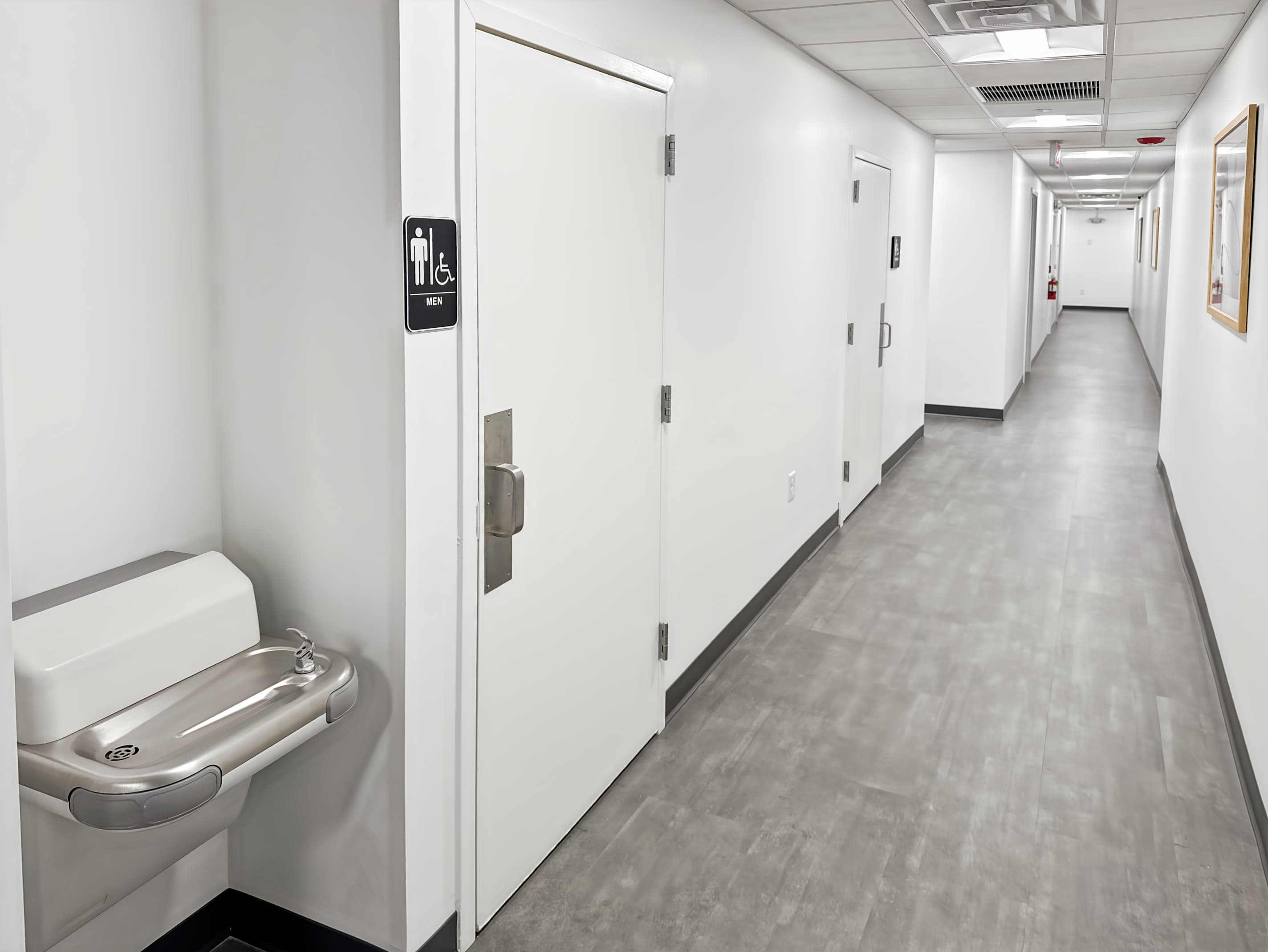 PA, Newtown Square - West Chester Pike image 7