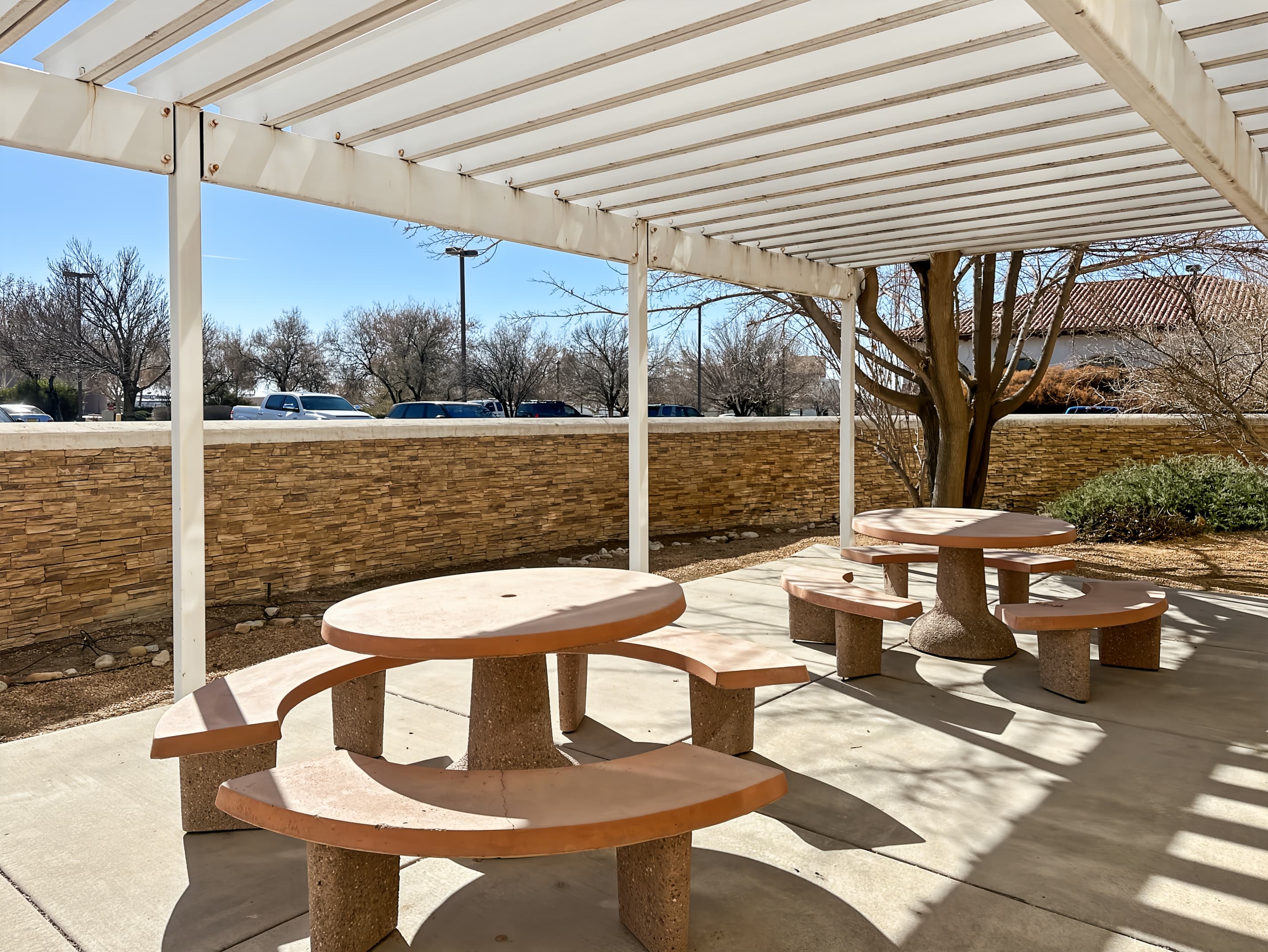 NM, Albuquerque - Lang Ave NE image 7