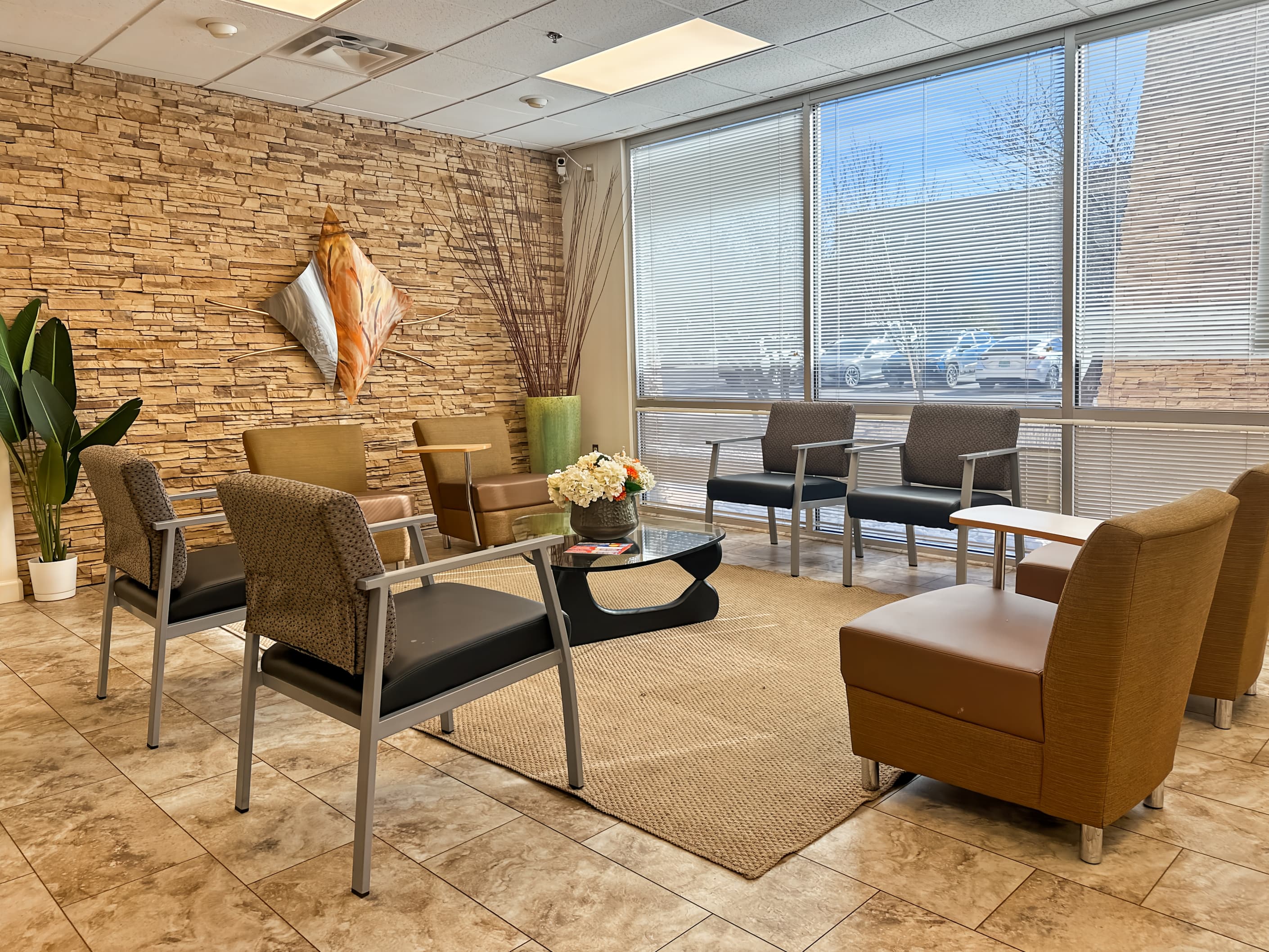 NM, Albuquerque - Lang Ave NE image 14