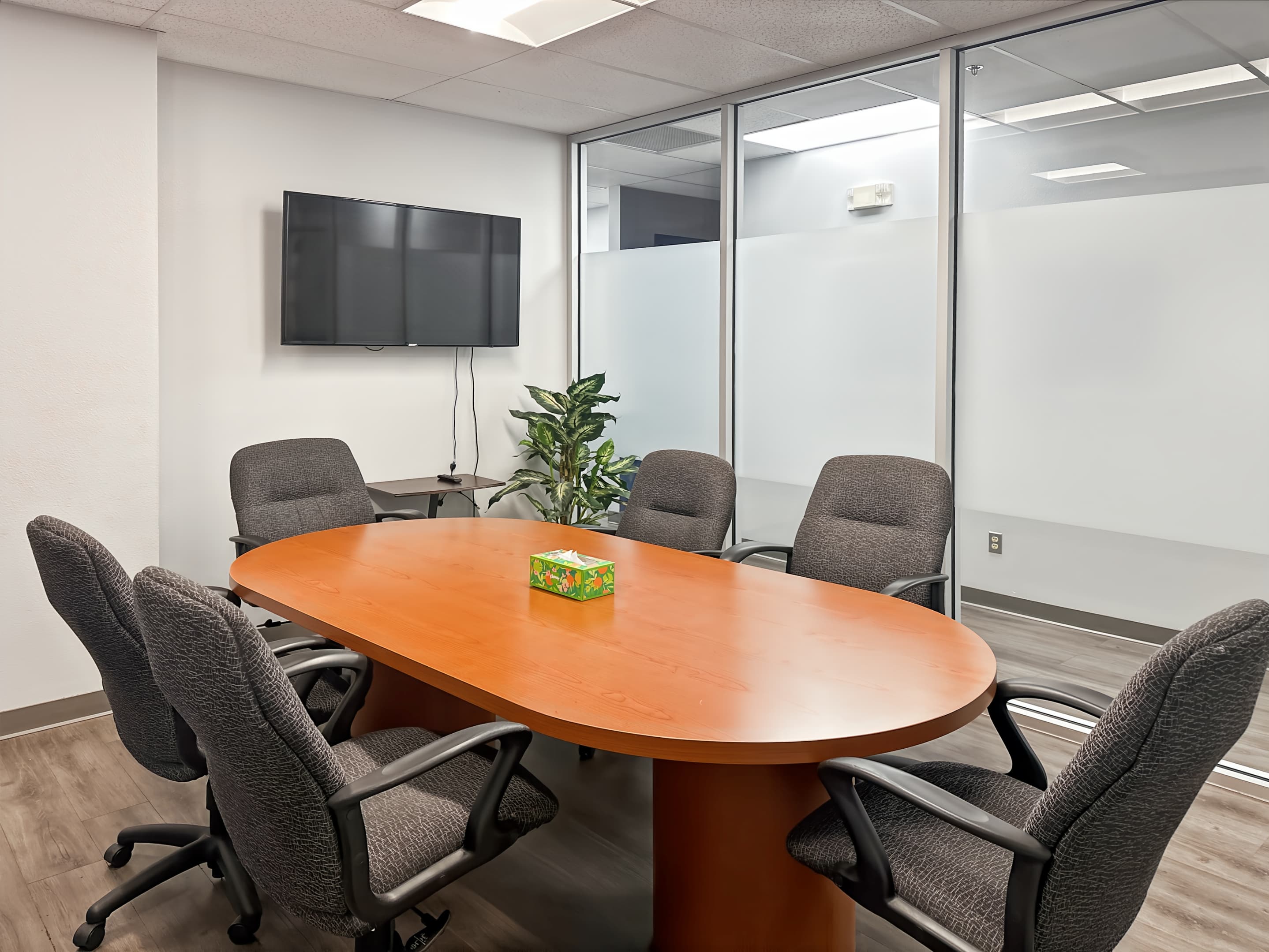 NM, Albuquerque - Riverside Plaza Ln image 6