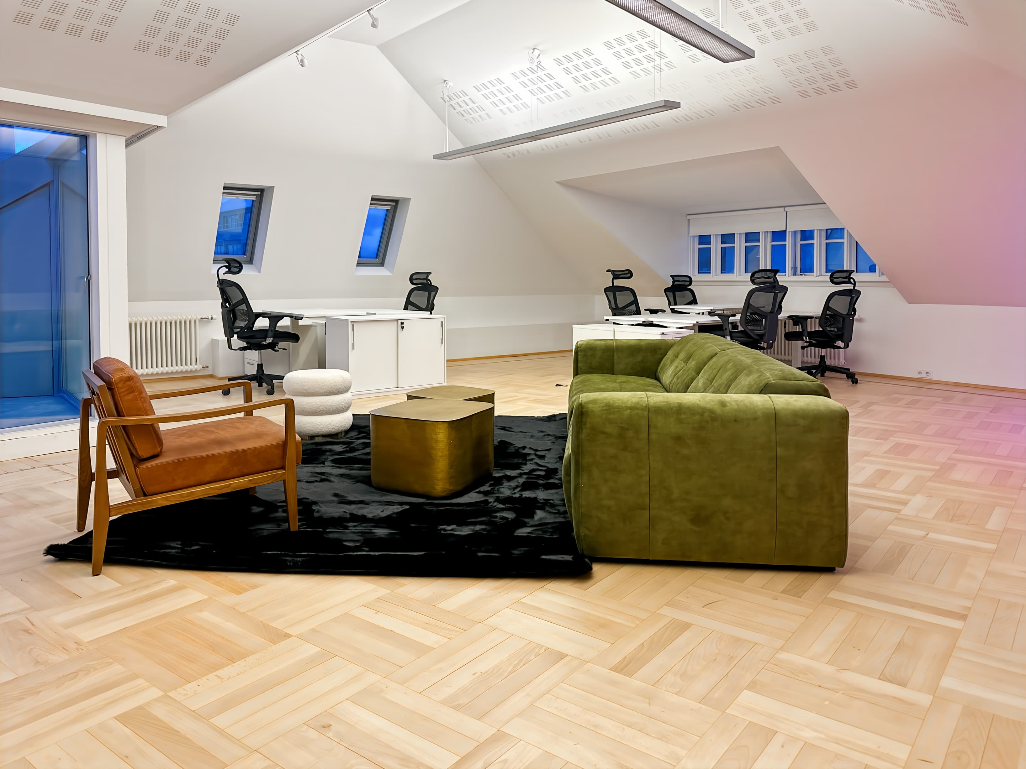 Reykjavik, B16 image 1 Reykjavik, B16 image 1