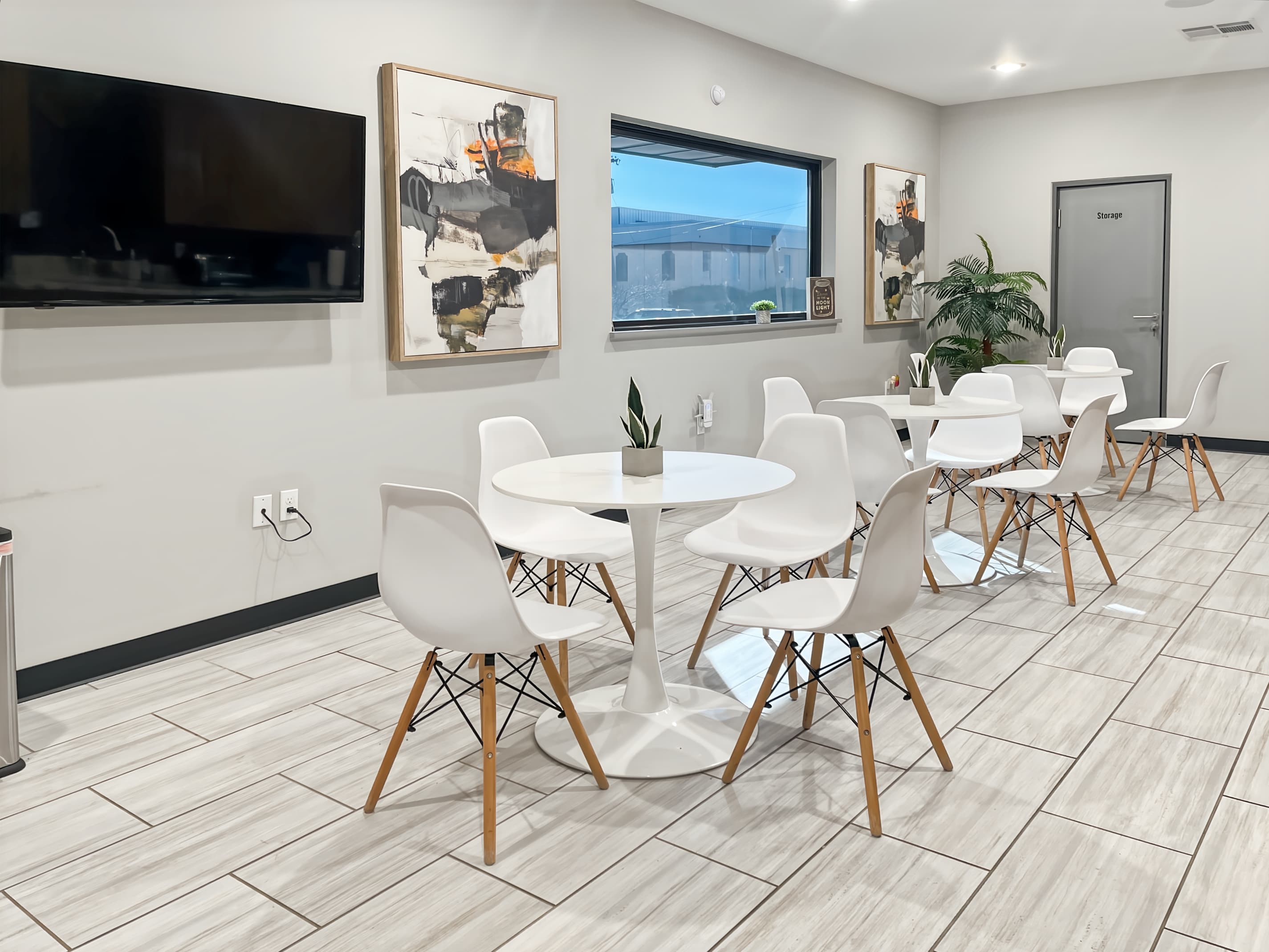 TX, Bedford - Airport Freeway image 11