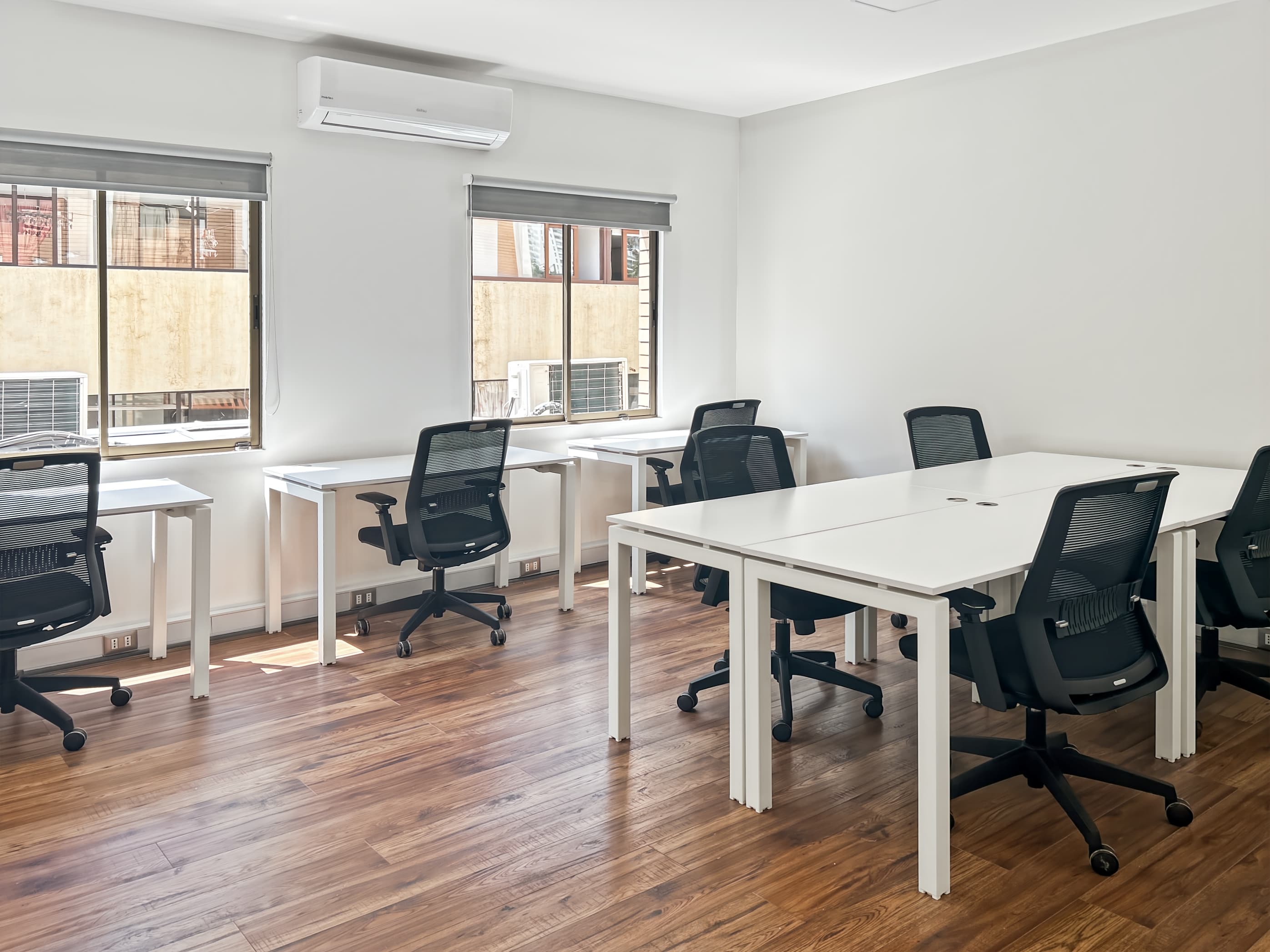 Santiago, Luis Carrera image 6