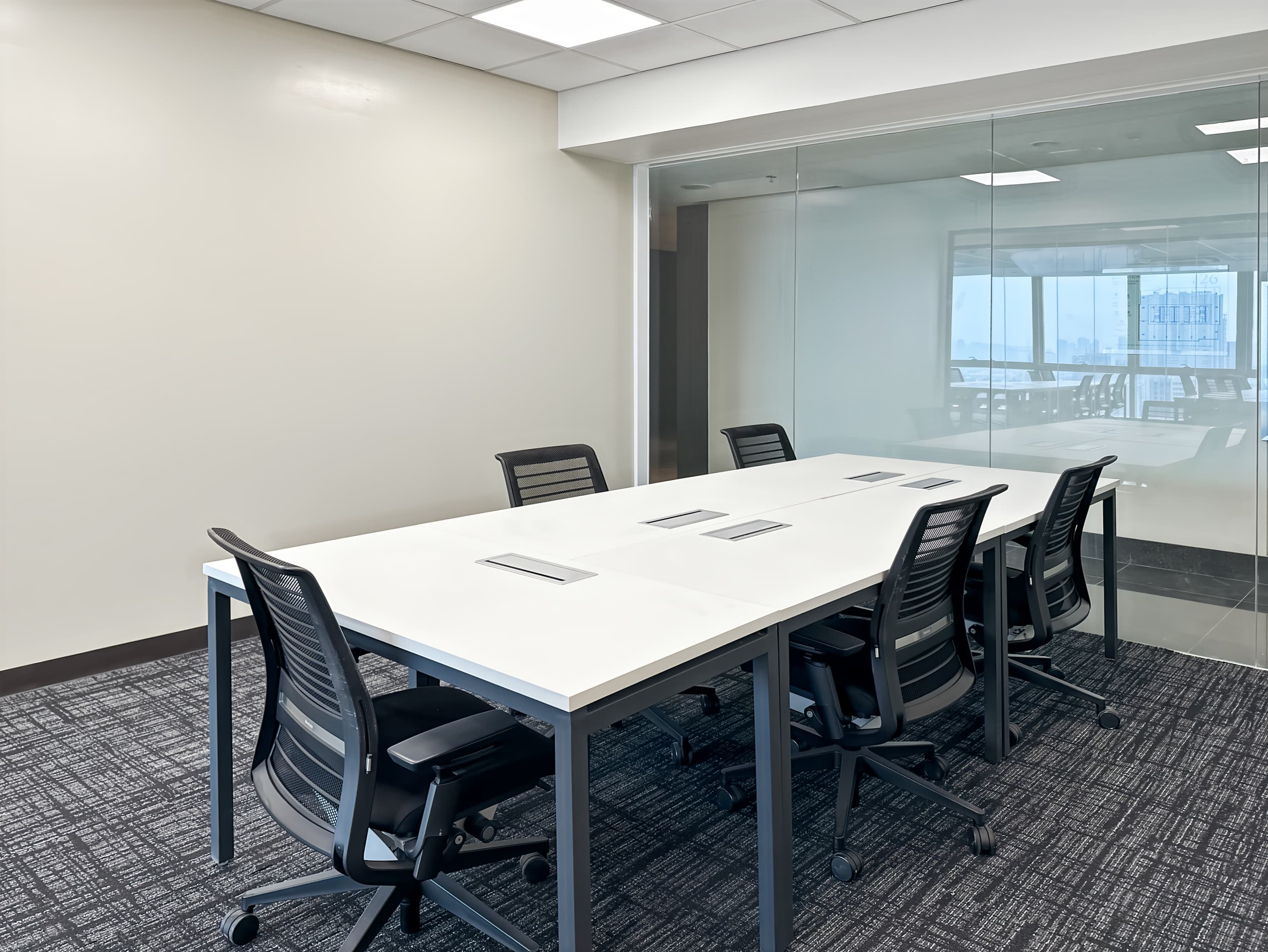 Quezon City, One Vertis Plaza image 8