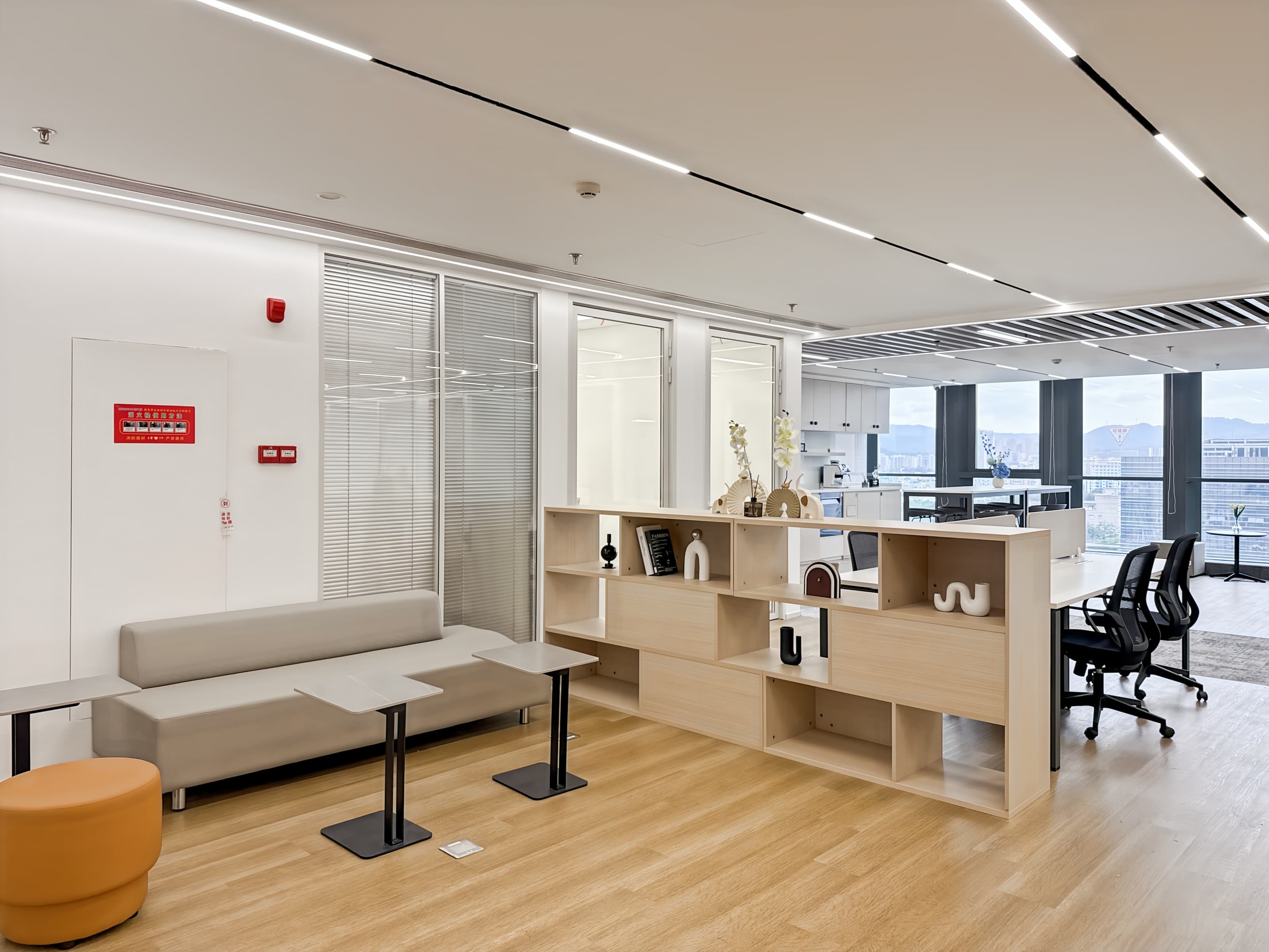 Zhongshan, Golden Eagle Building image 9