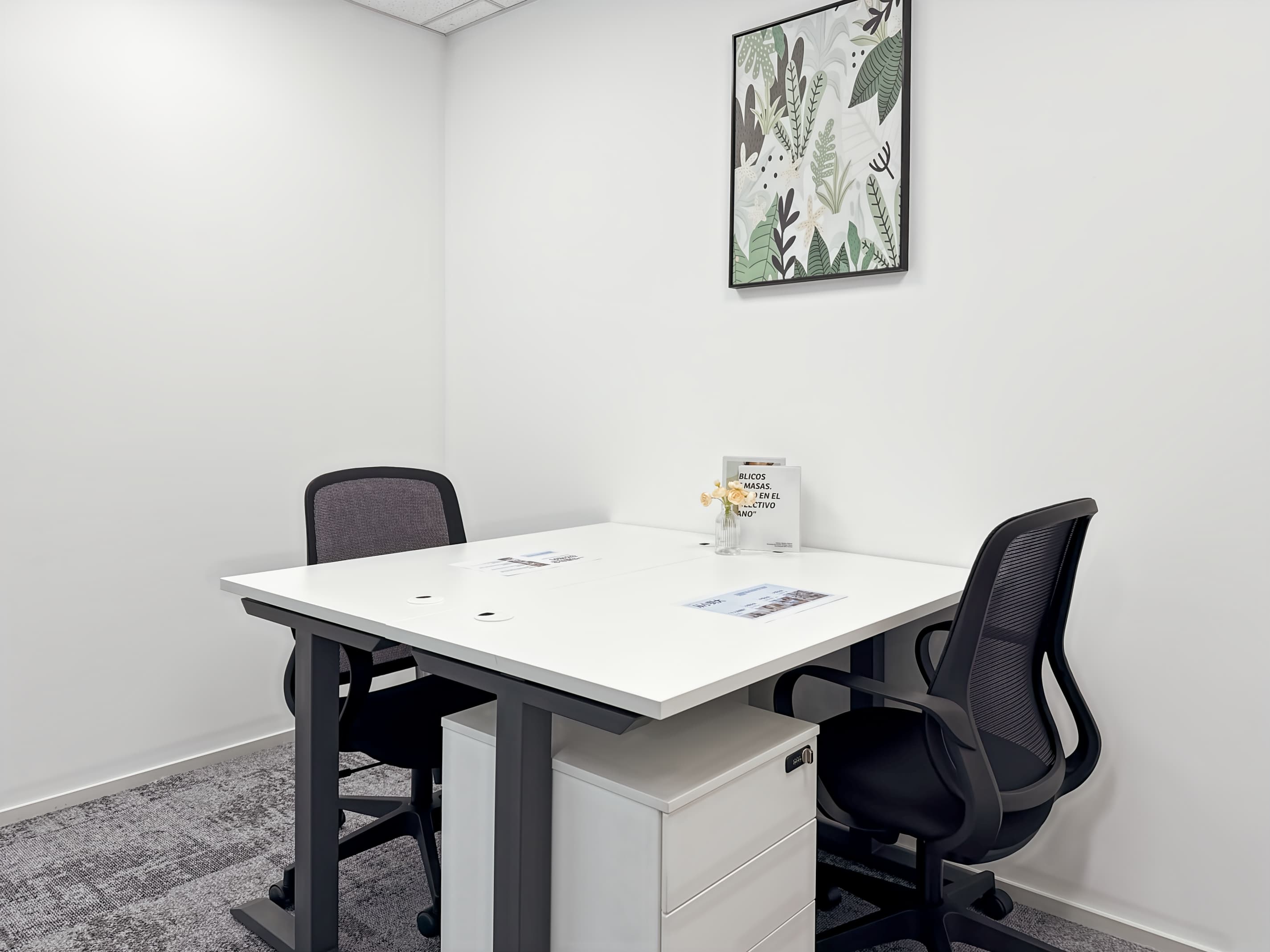 Zhongshan, Golden Eagle Building image 7