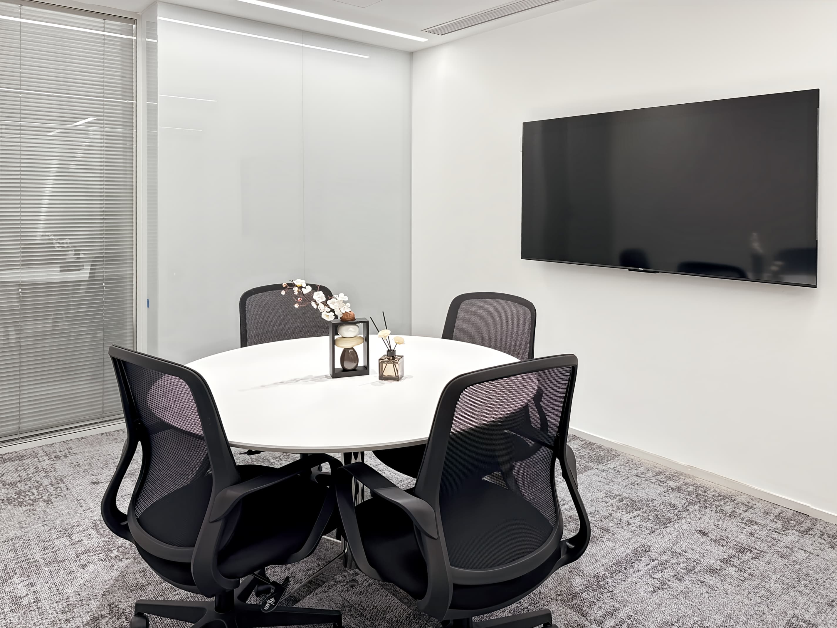 Zhongshan, Golden Eagle Building image 5