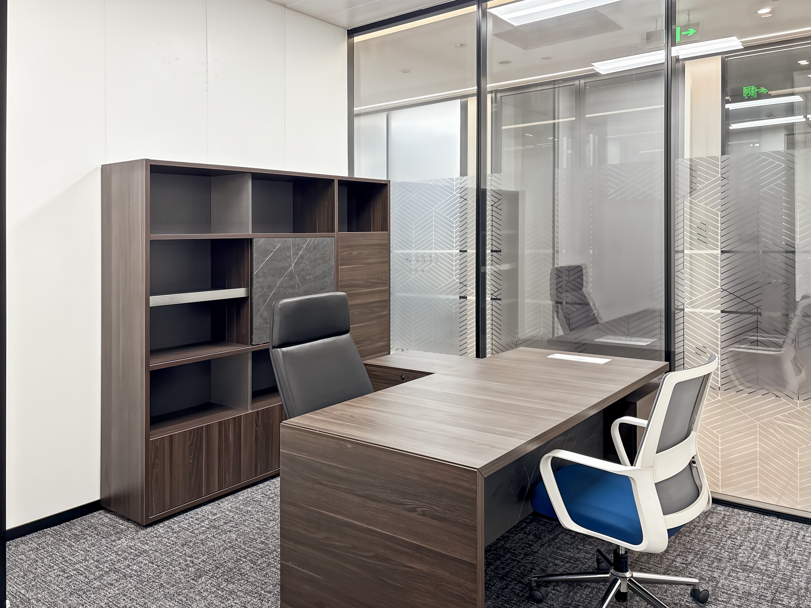 Xi'an, De Yue Windows of Knowledge image 8