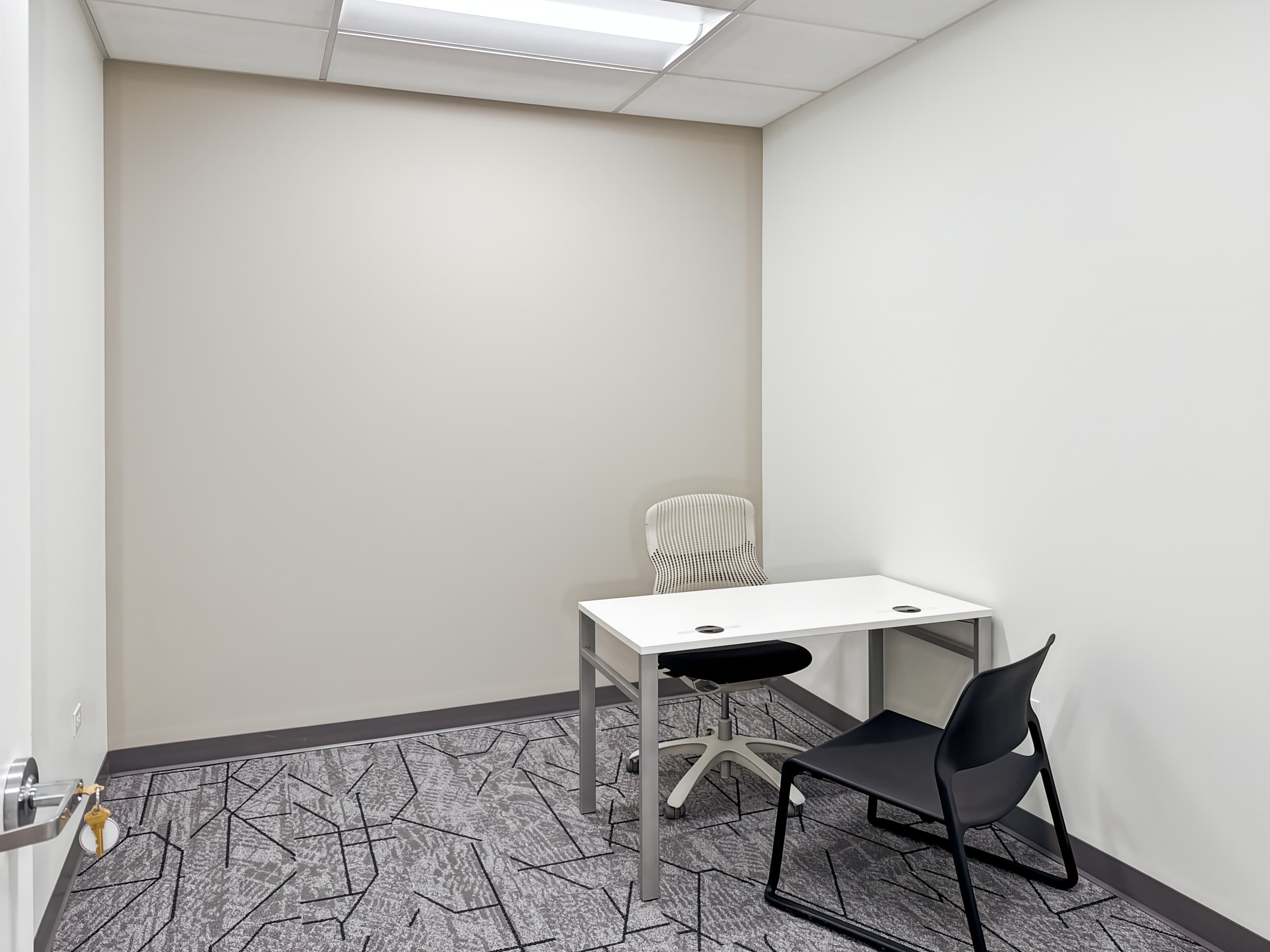 IL, Chicago - N Clark St image 1