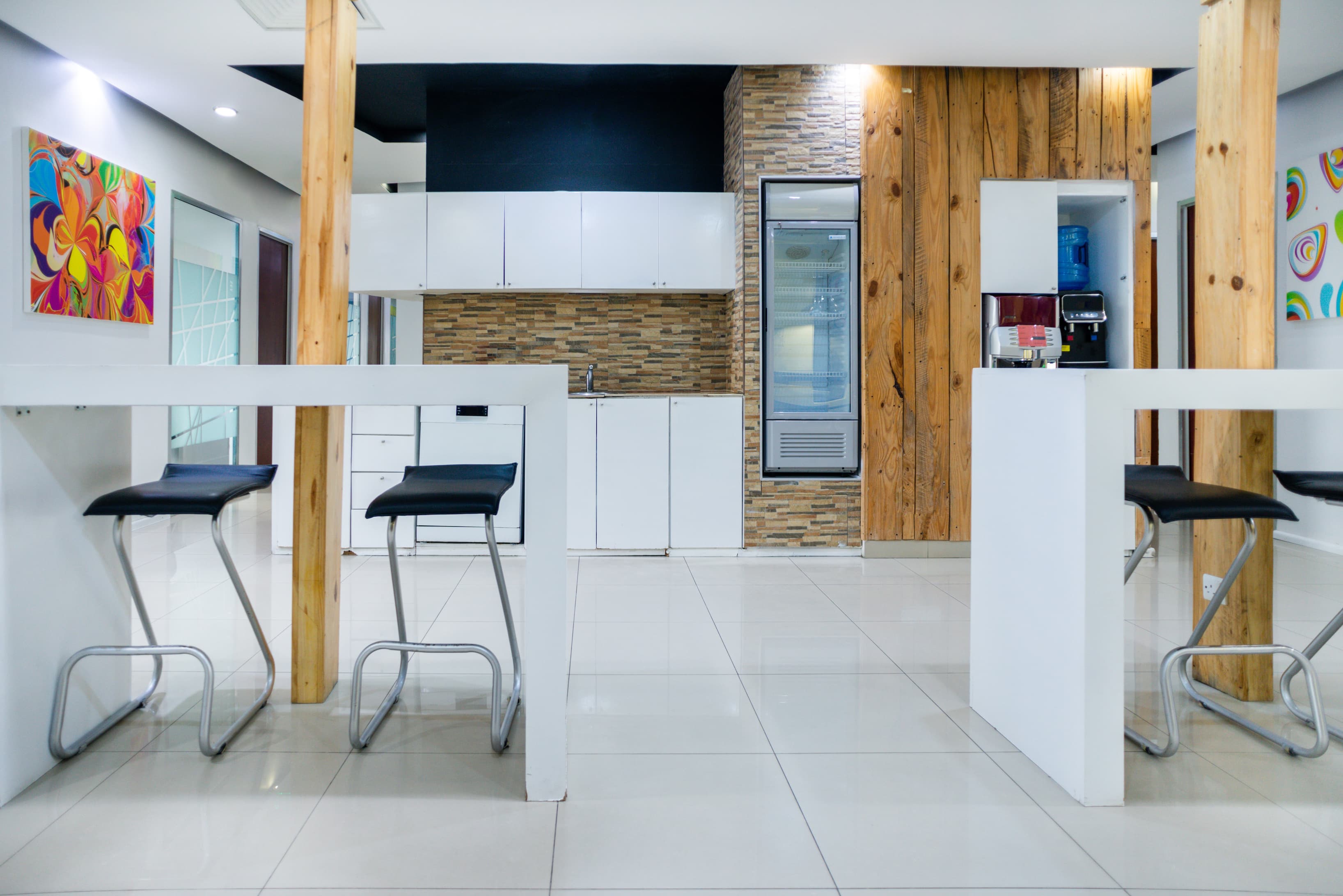 DAR ES SALAAM, Kinondoni Road - TZS image 3 DAR ES SALAAM, Kinondoni Road - TZS image 3