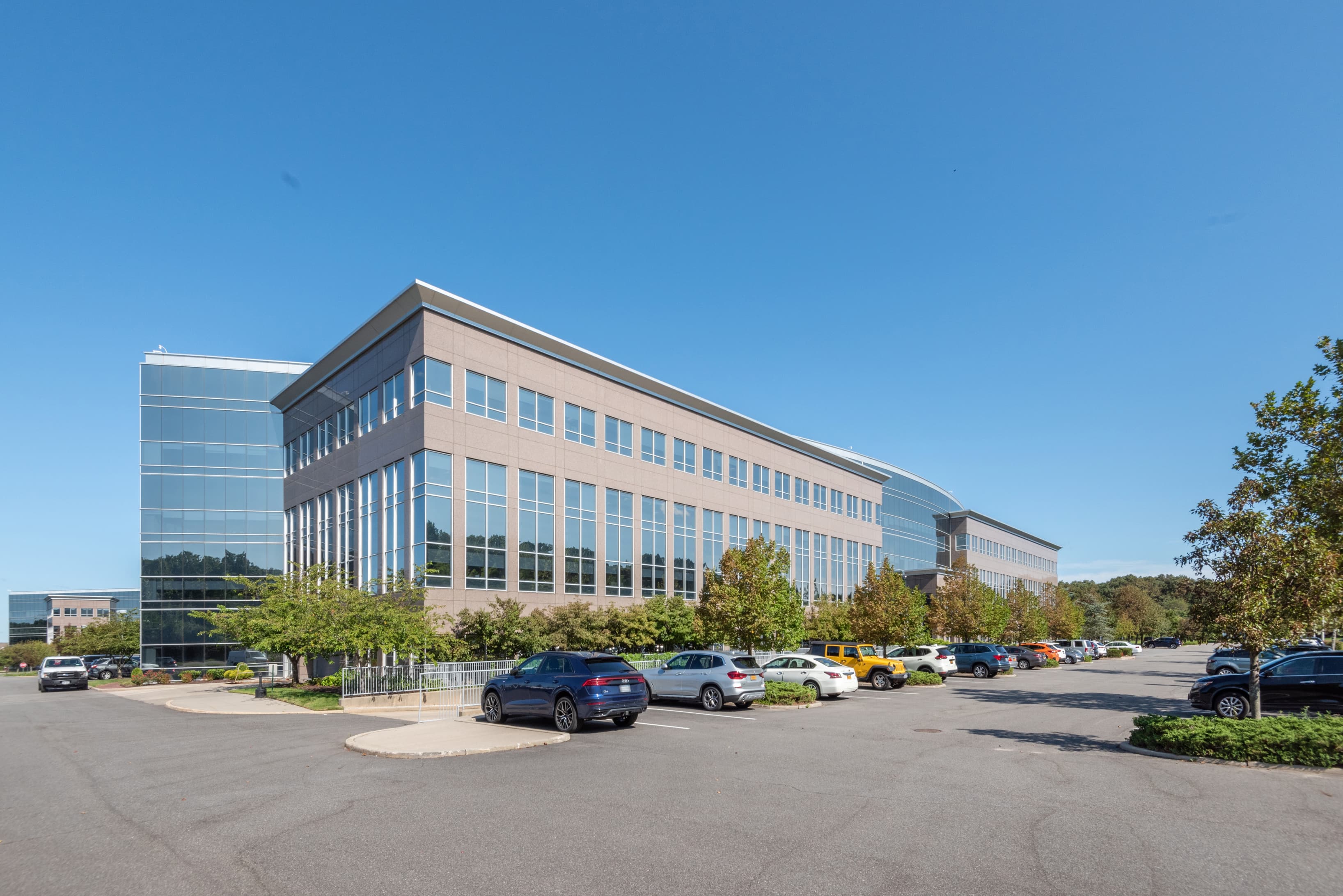 NY, Melville - Melville Expressway II image 2 NY, Melville - Melville Expressway II image 2