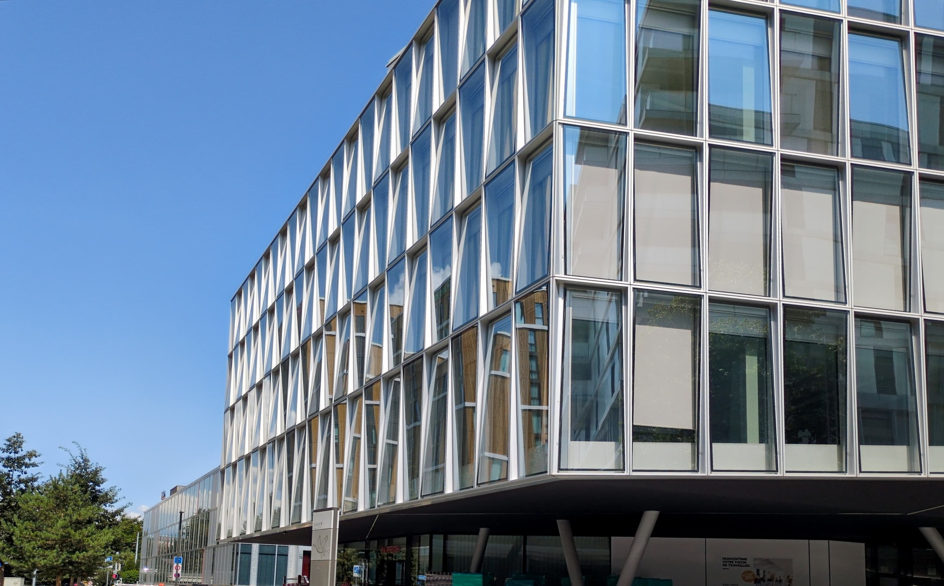 GENEVA, Quartier de l'Étang image 6