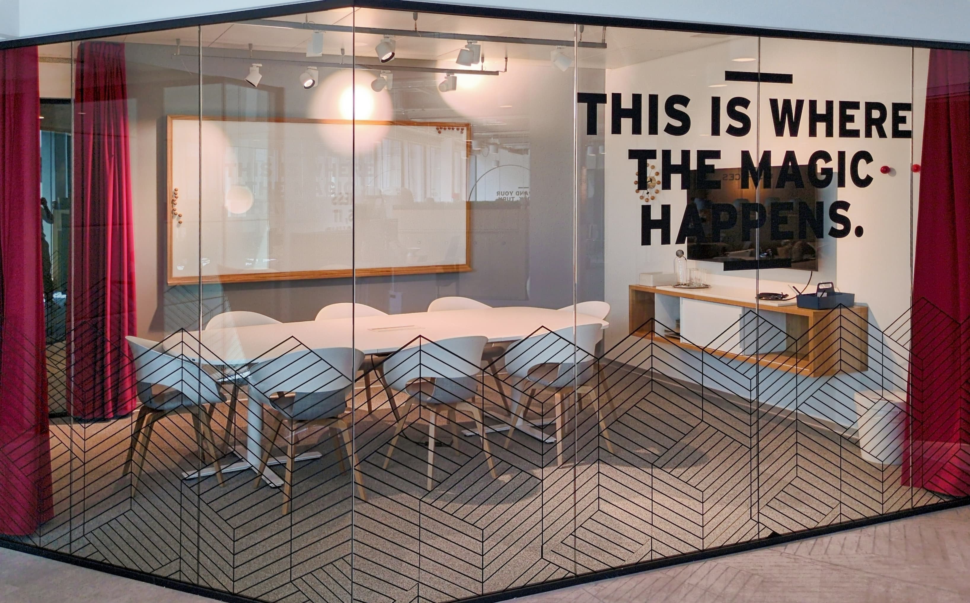 GENEVA, Quartier de l'Étang image 11