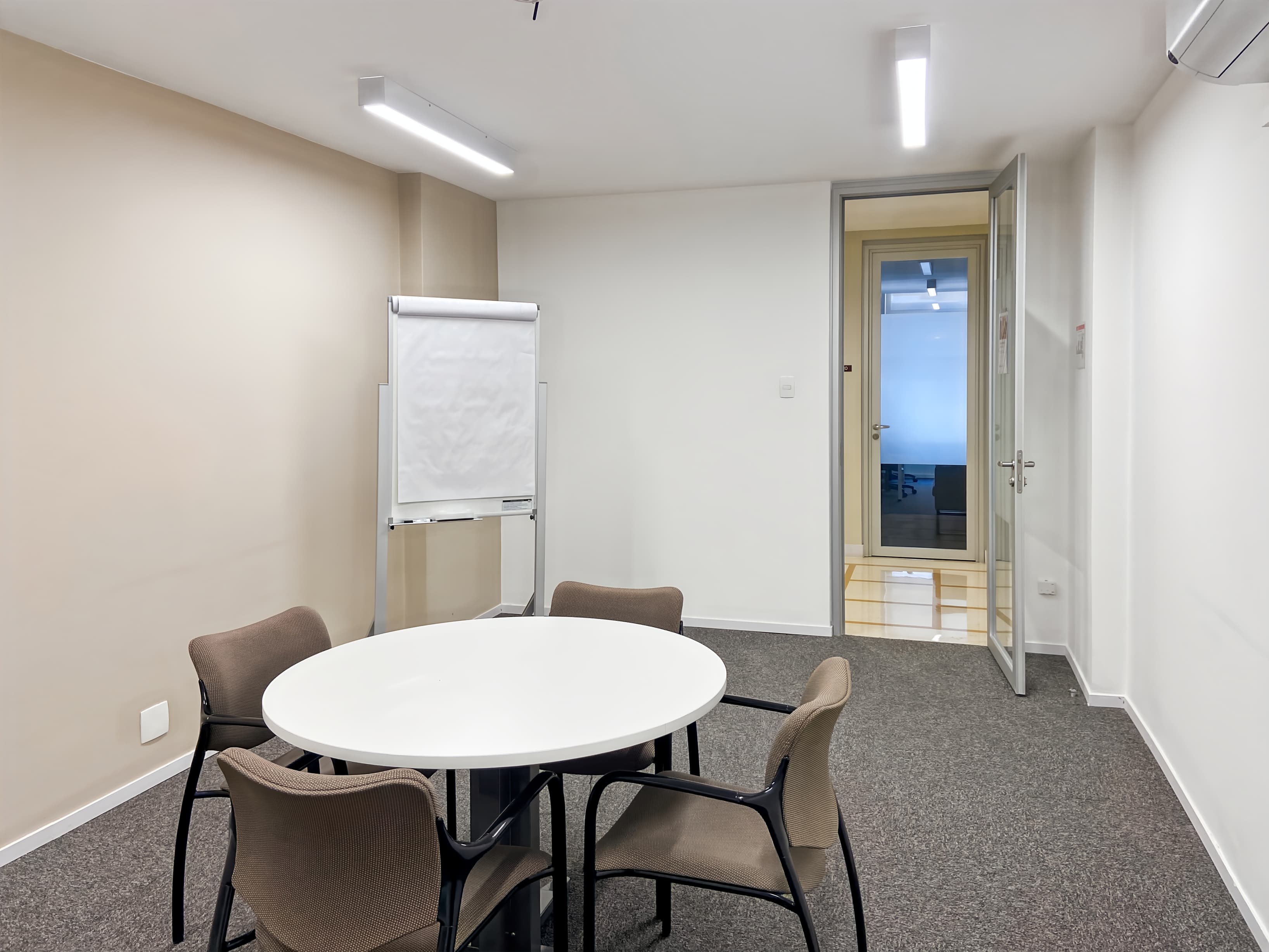 BRA, Sao Paulo - Centro XV de Novembro image 1 BRA, Sao Paulo - Centro XV de Novembro image 1