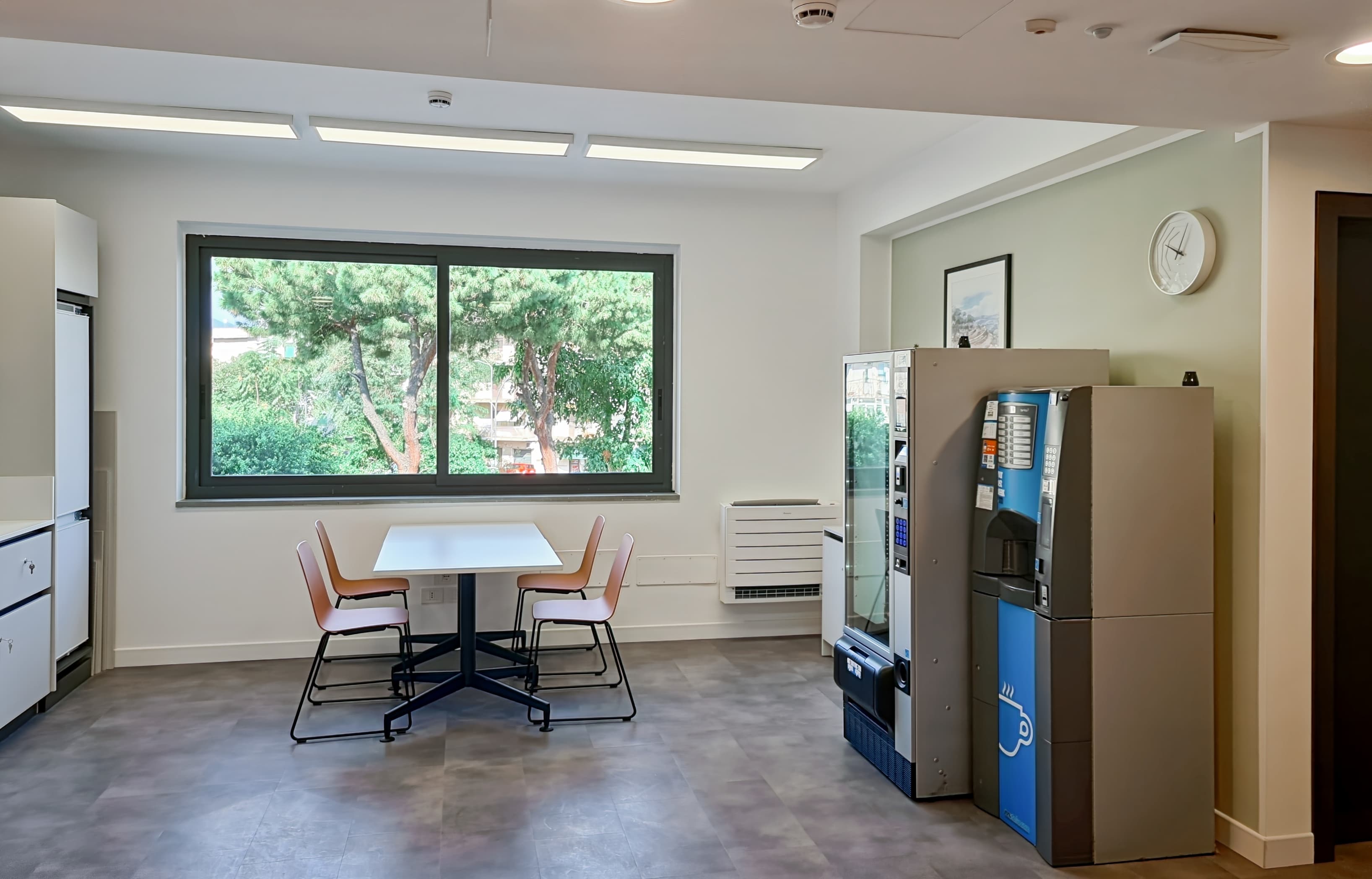 Reggio Calabria, Viale Calabria image 2