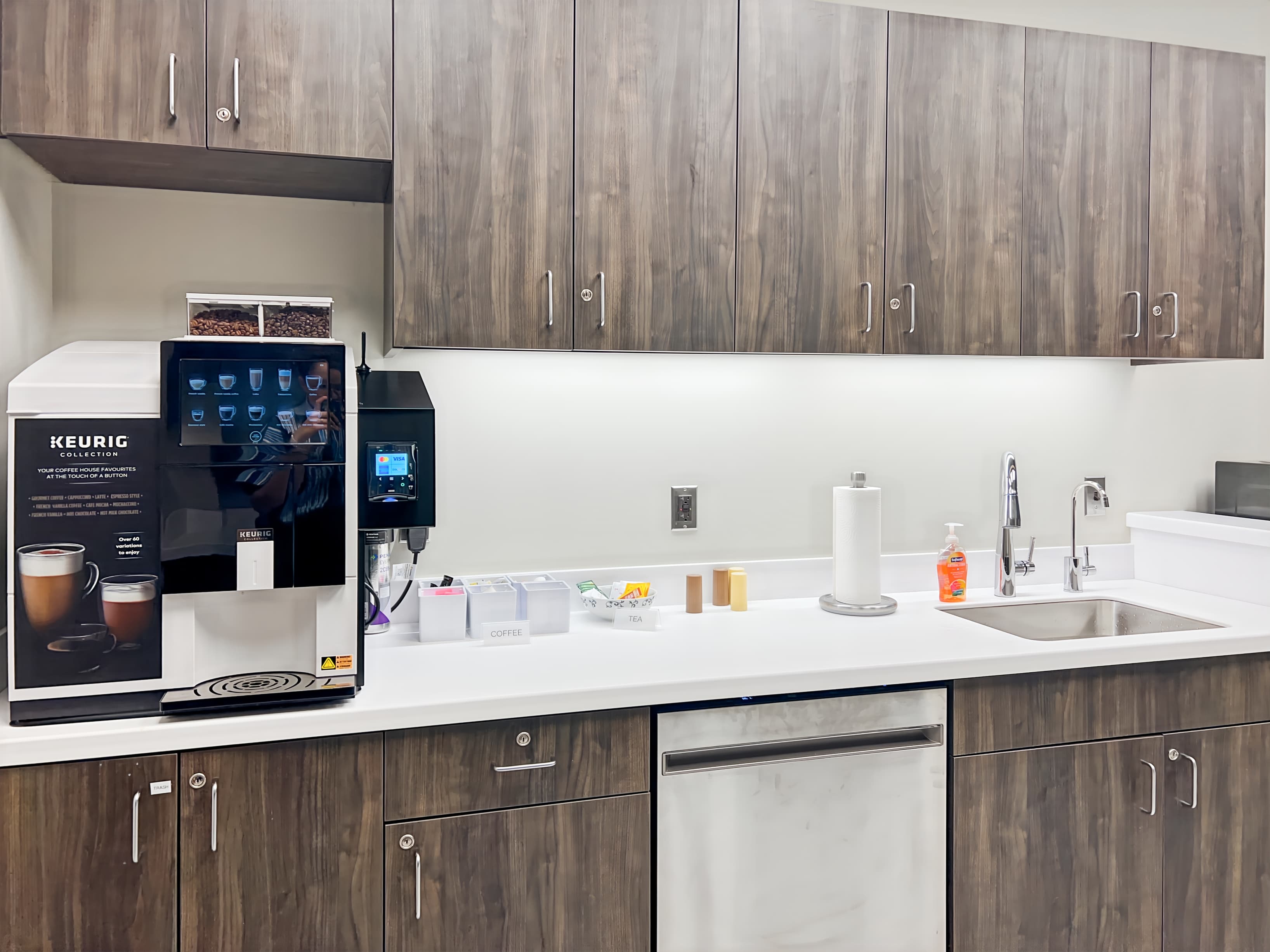 MI, Ann Arbor - Frank Lloyd Wright Dr image 1