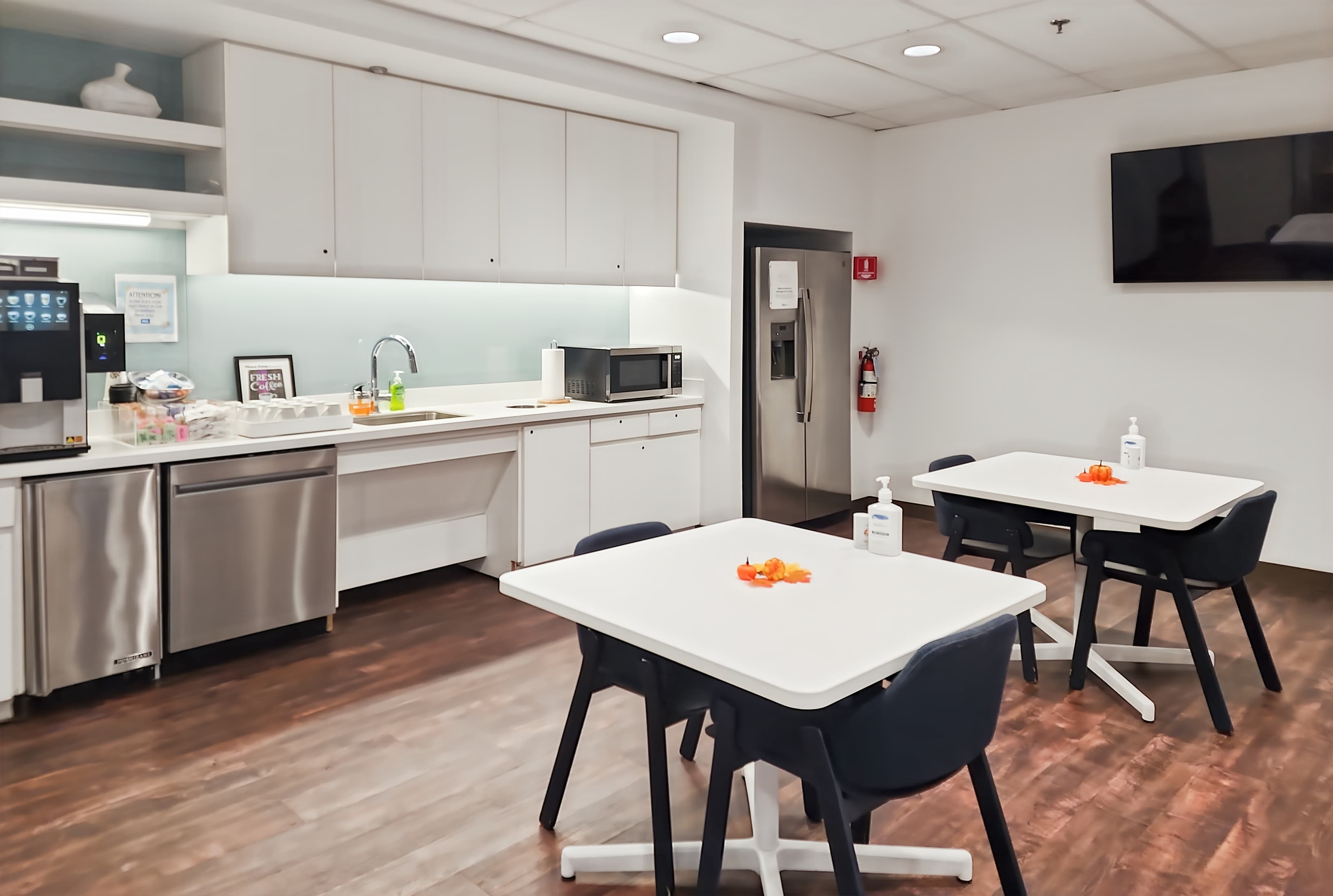 TX, San Antonio - Colonnade (HQ) image 2