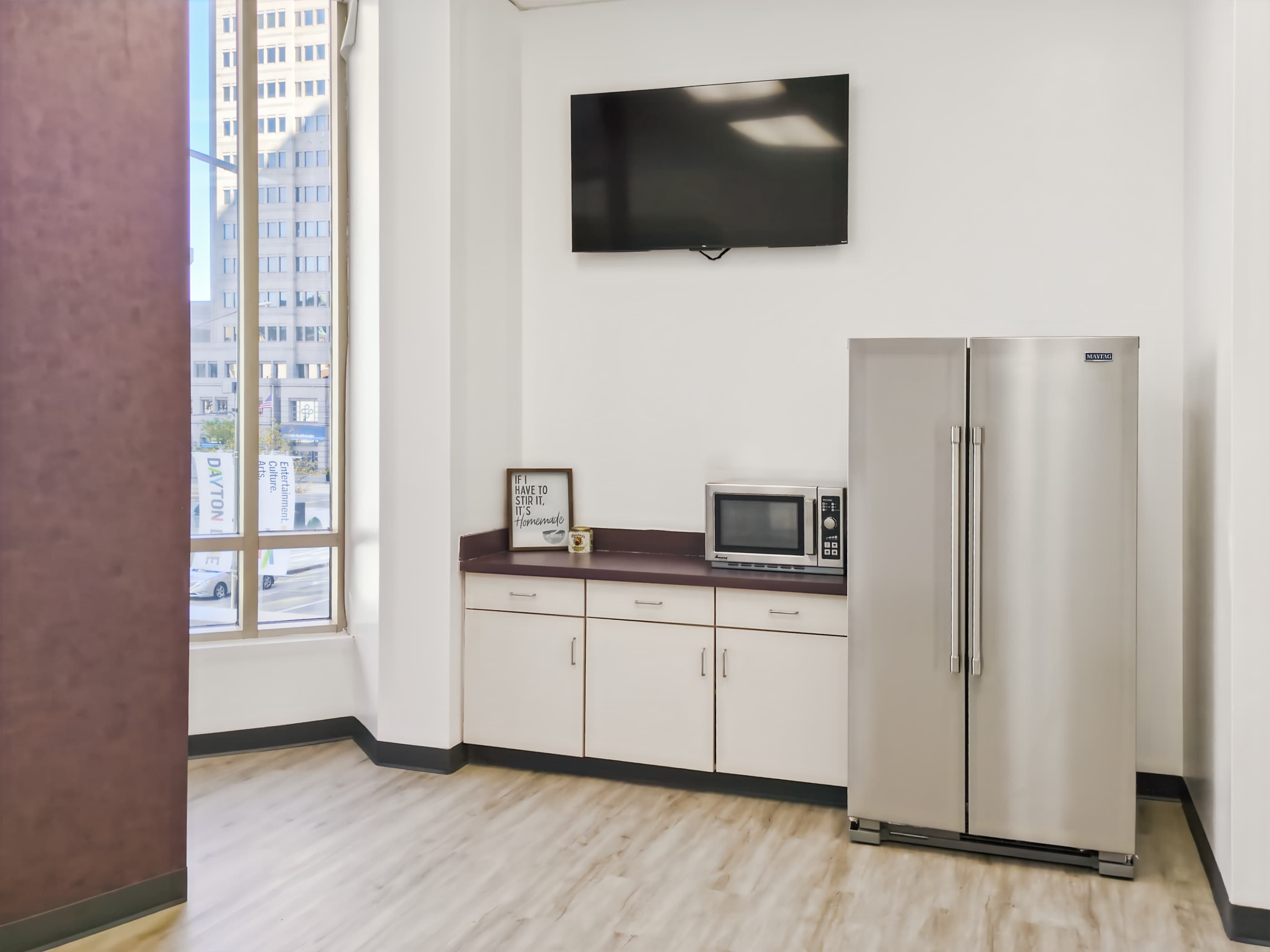 OH, Dayton - W 2nd St image 5