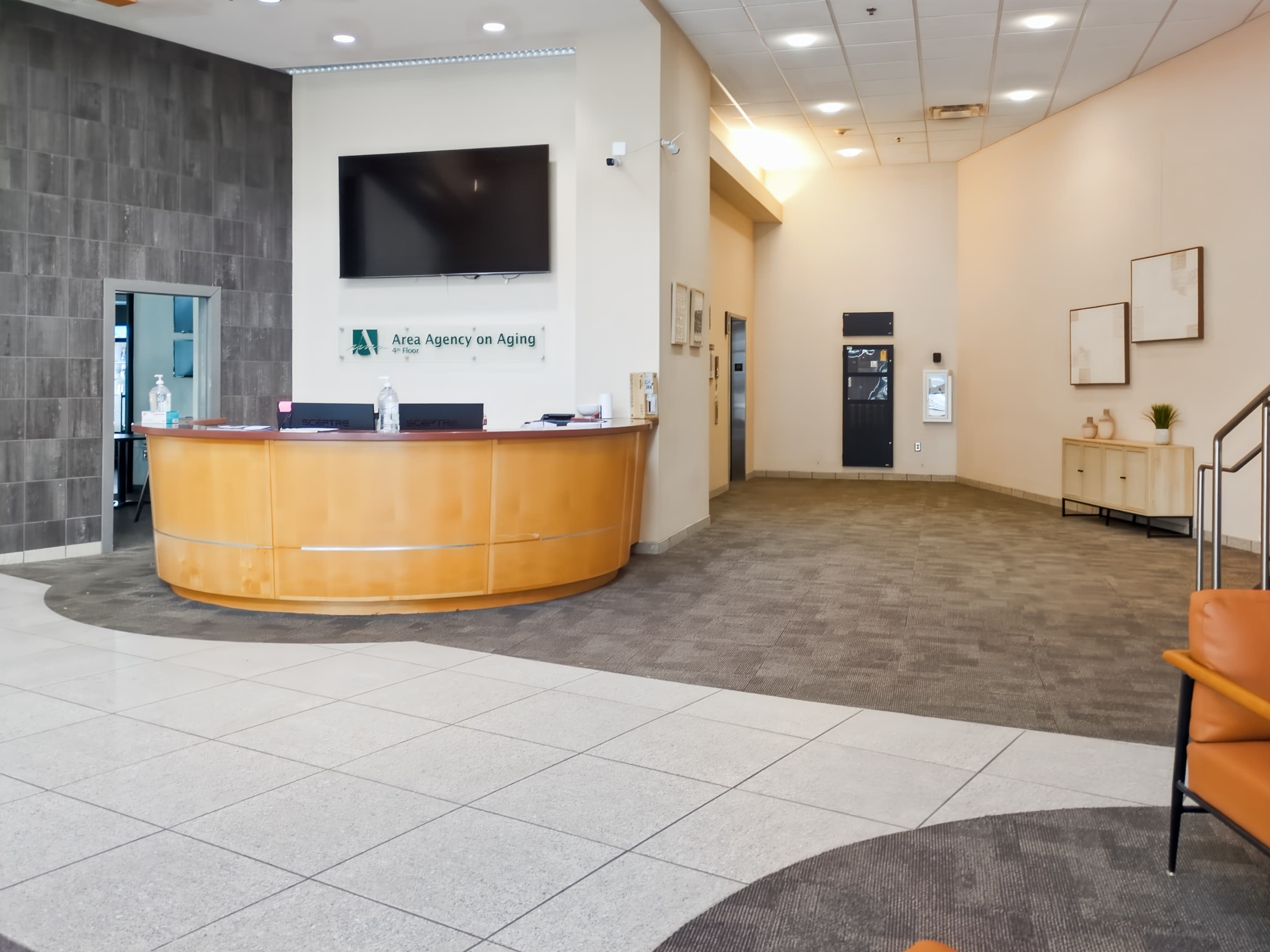 OH, Dayton - W 2nd St image 7