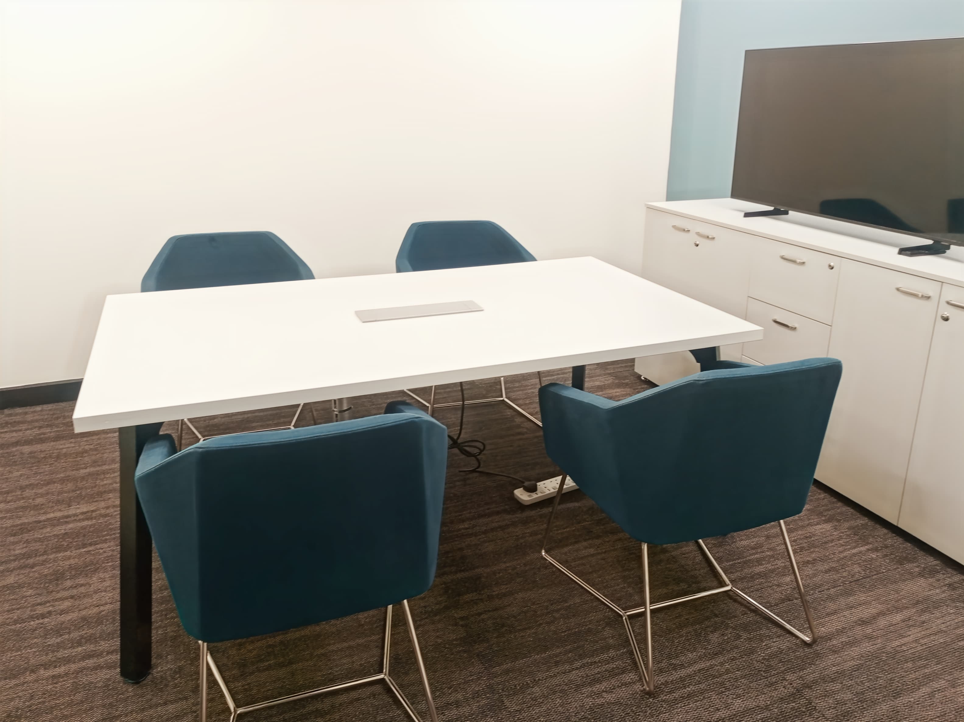 Nairobi, Pramukh Towers image 5