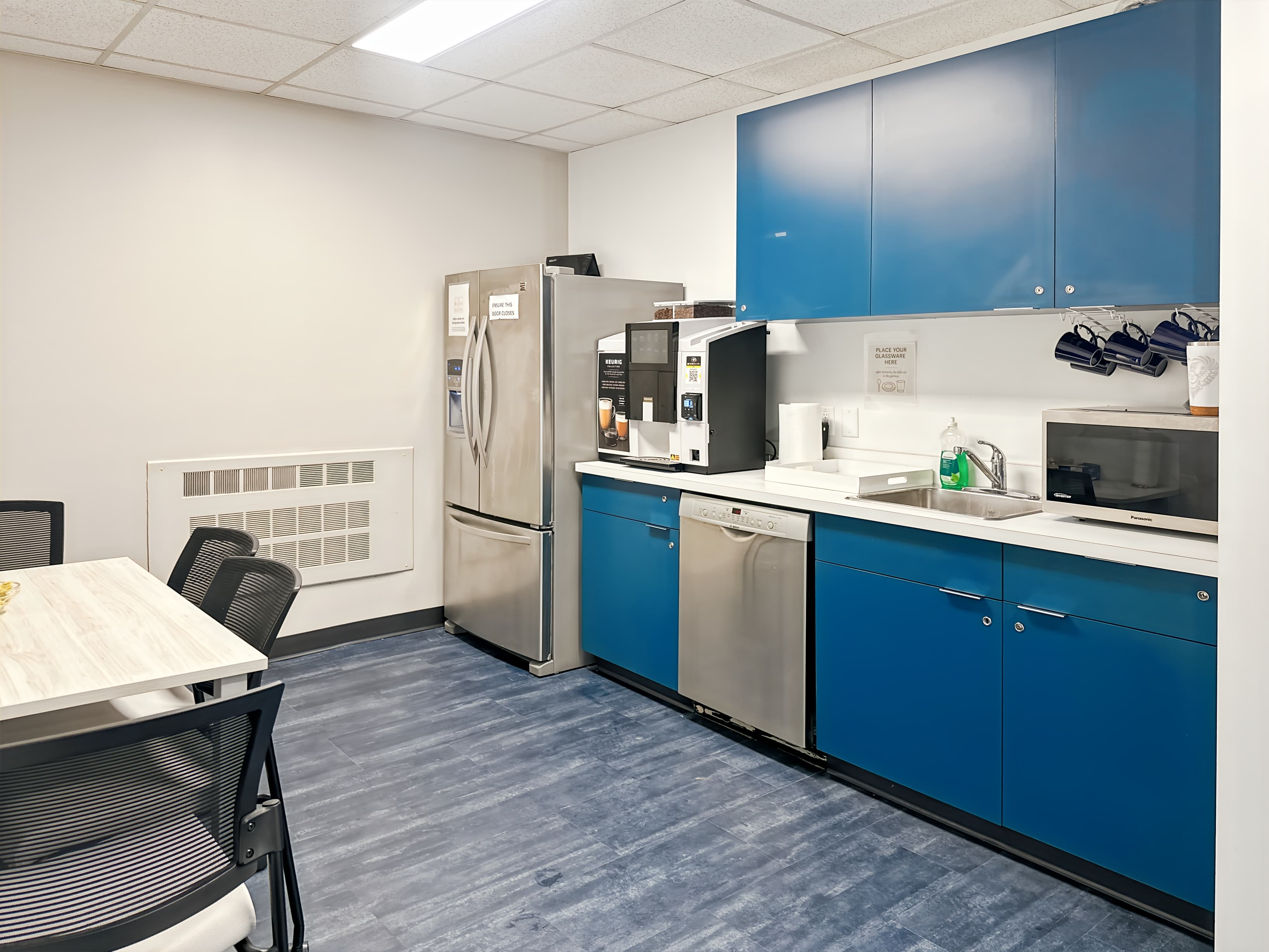 SK, Regina- 11th Ave image 14