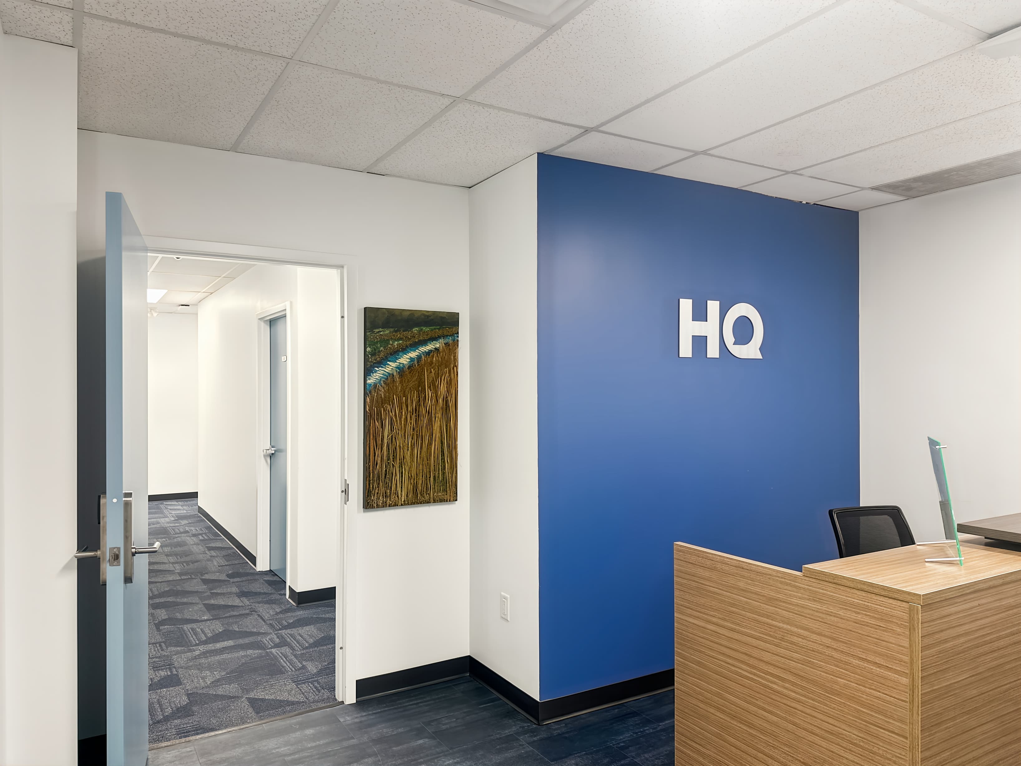 SK, Regina- 11th Ave image 3