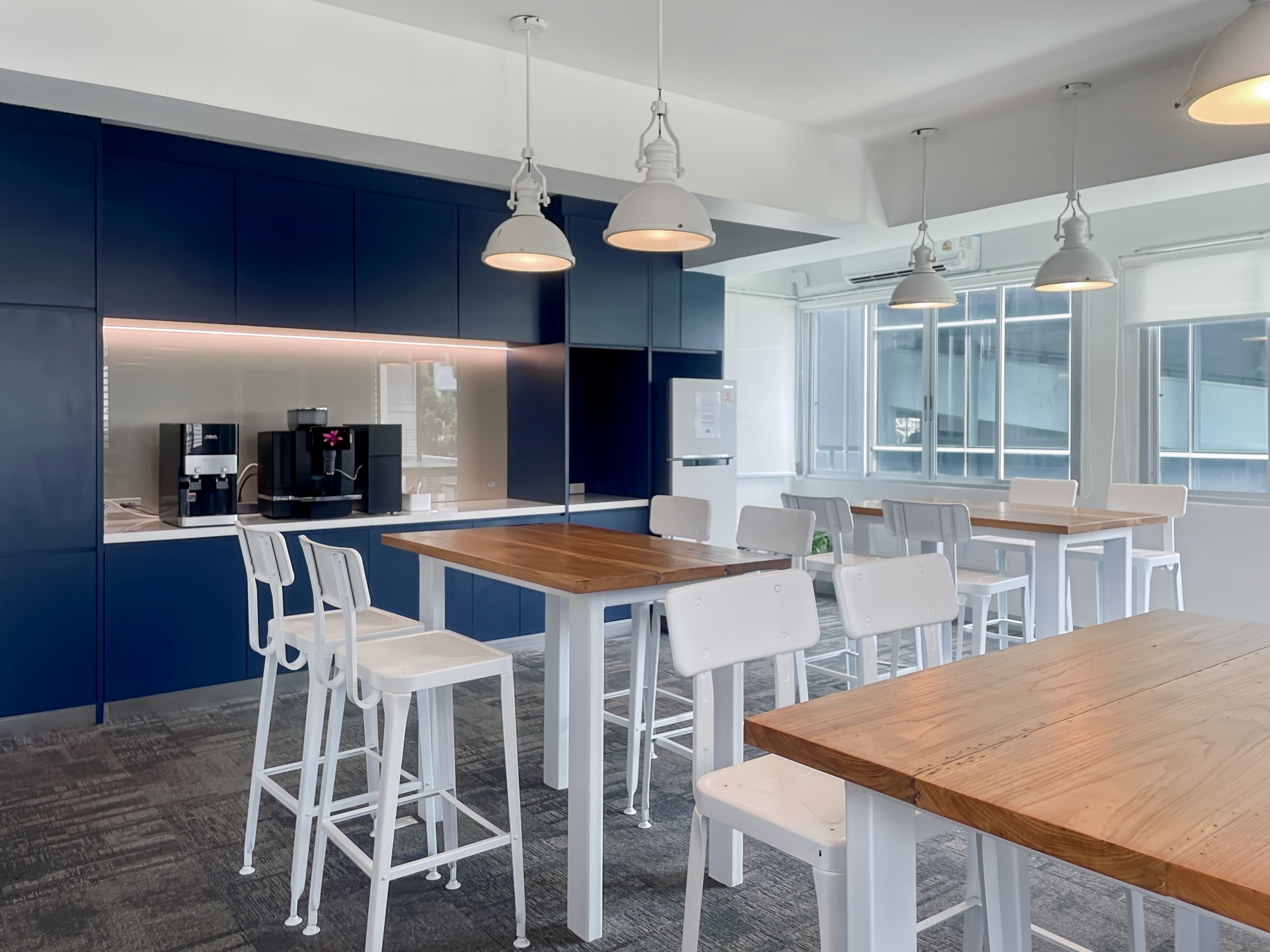 Bangkok, Blue Chips Building image 12 Bangkok, Blue Chips Building image 12