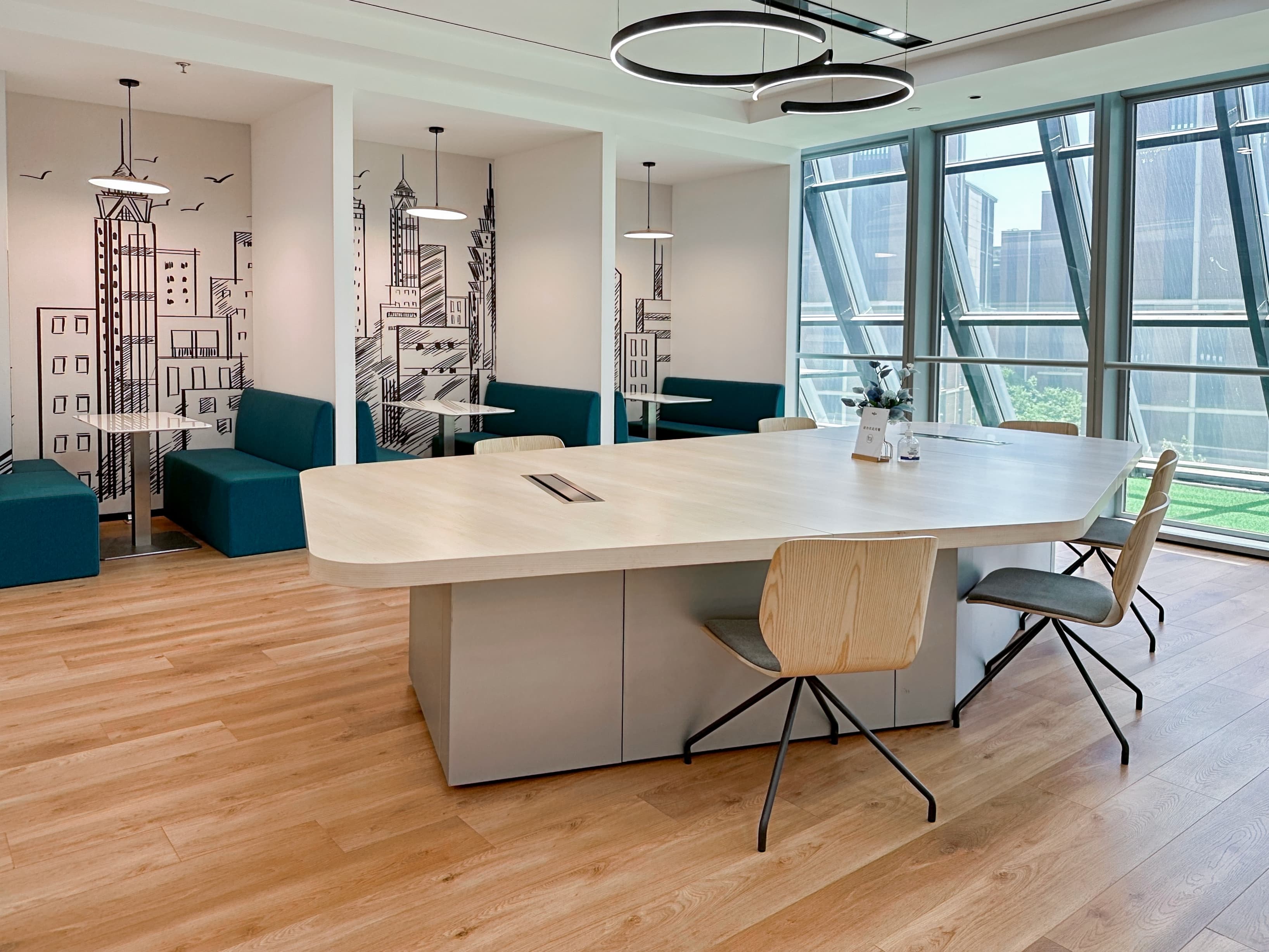 Shanghai, Reeb Building image 14