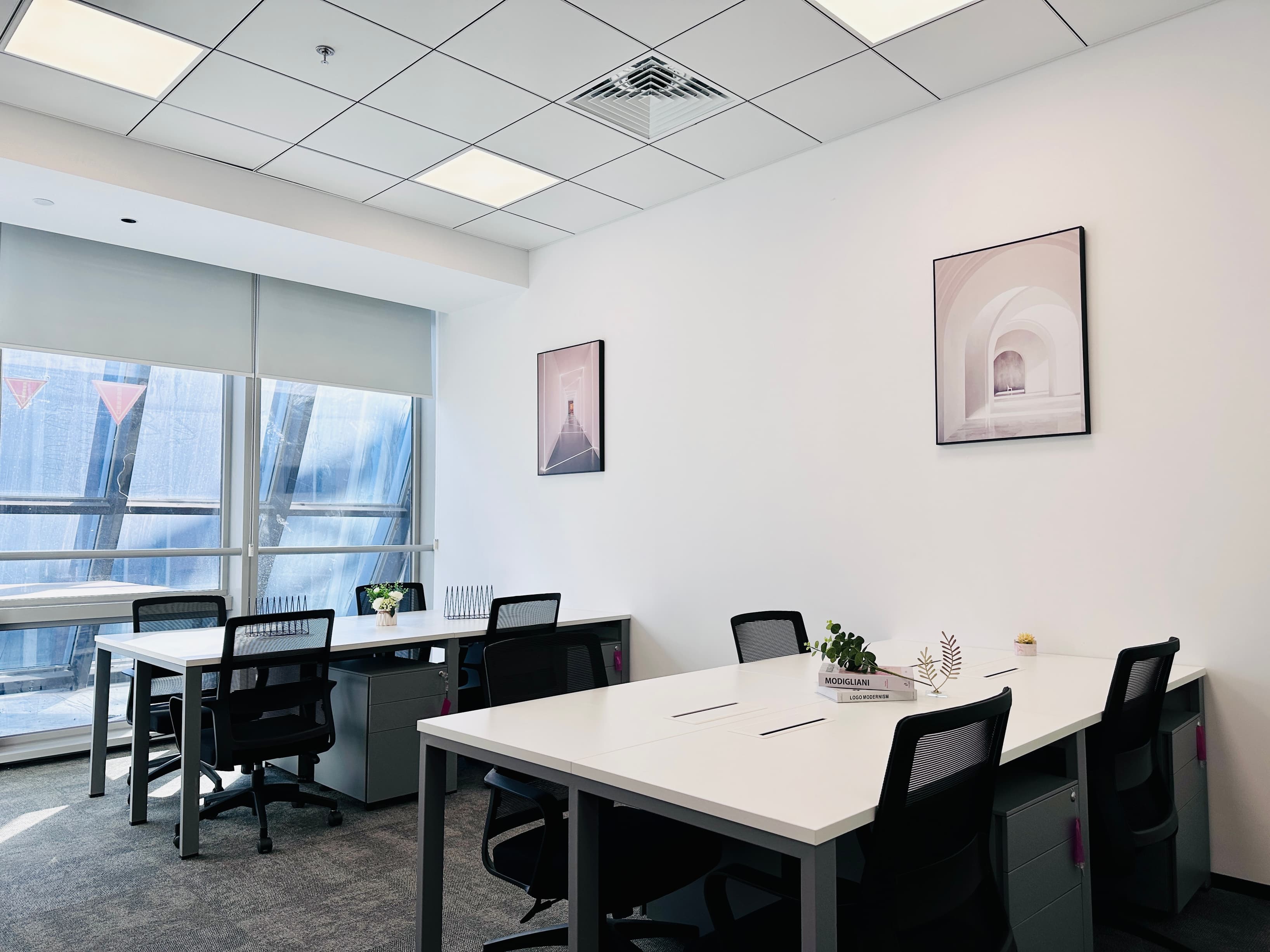 Shanghai, Reeb Building image 4