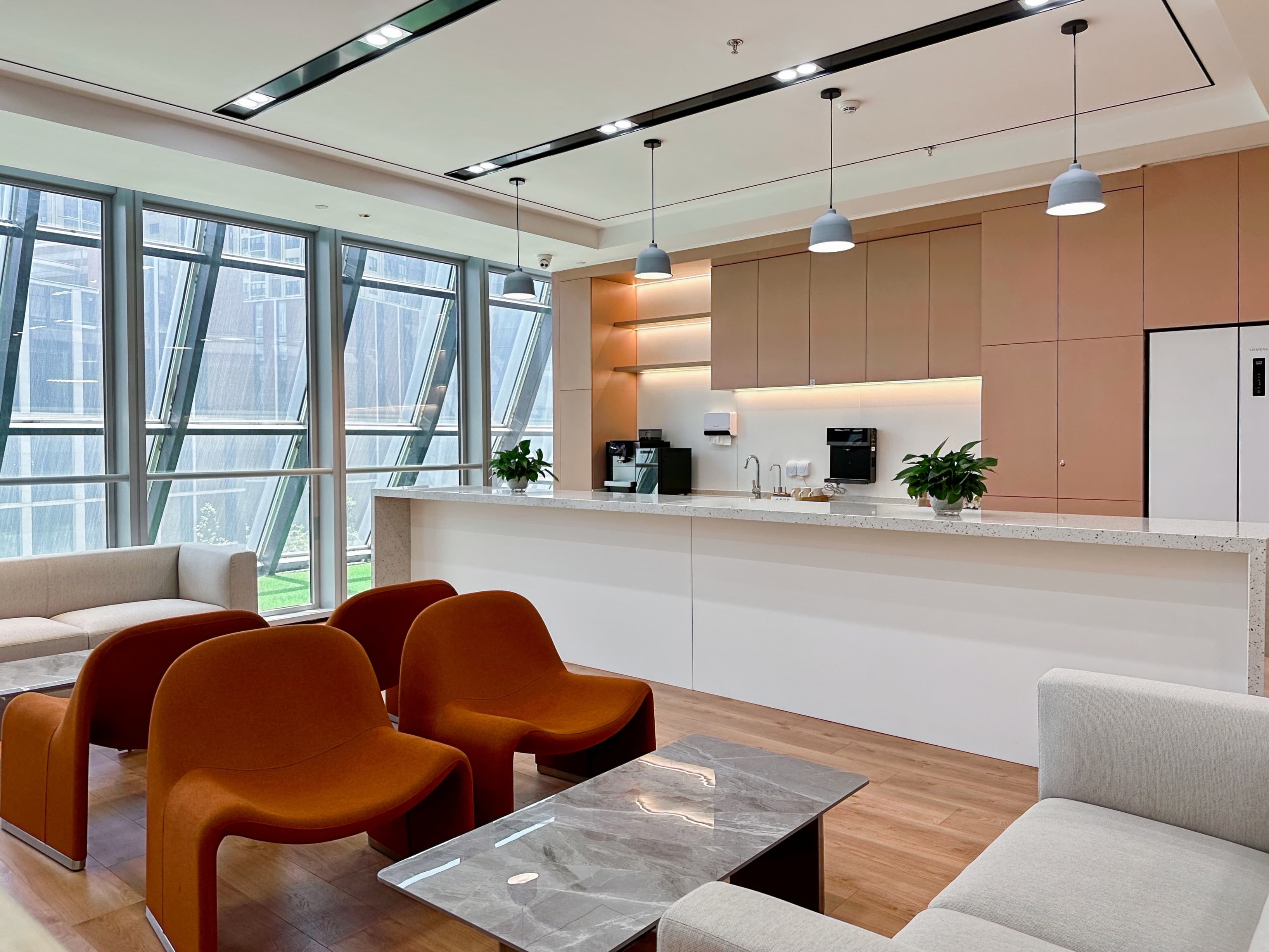 Shanghai, Reeb Building image 11