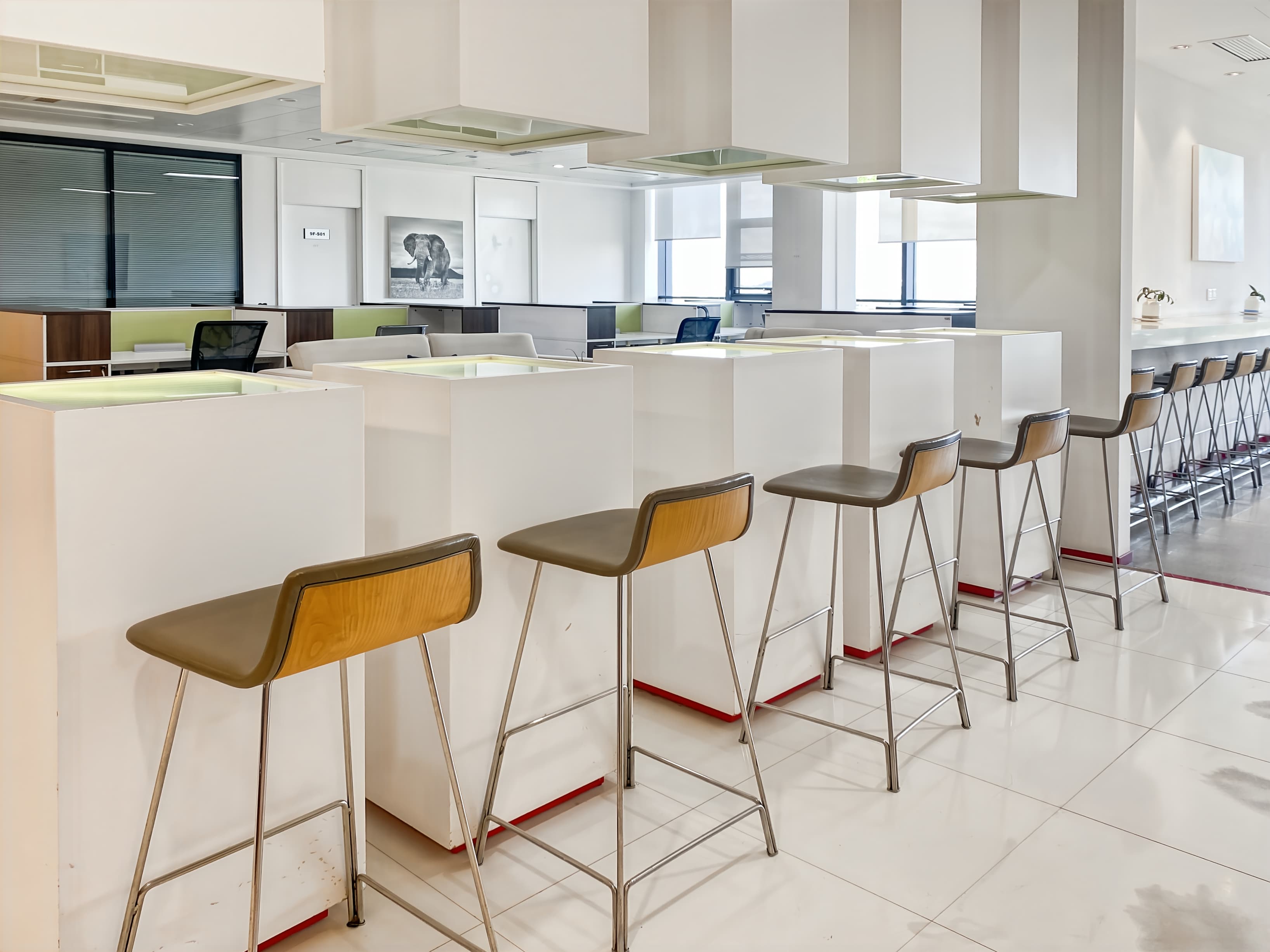 Lusaka, Sunshare Tower image 1