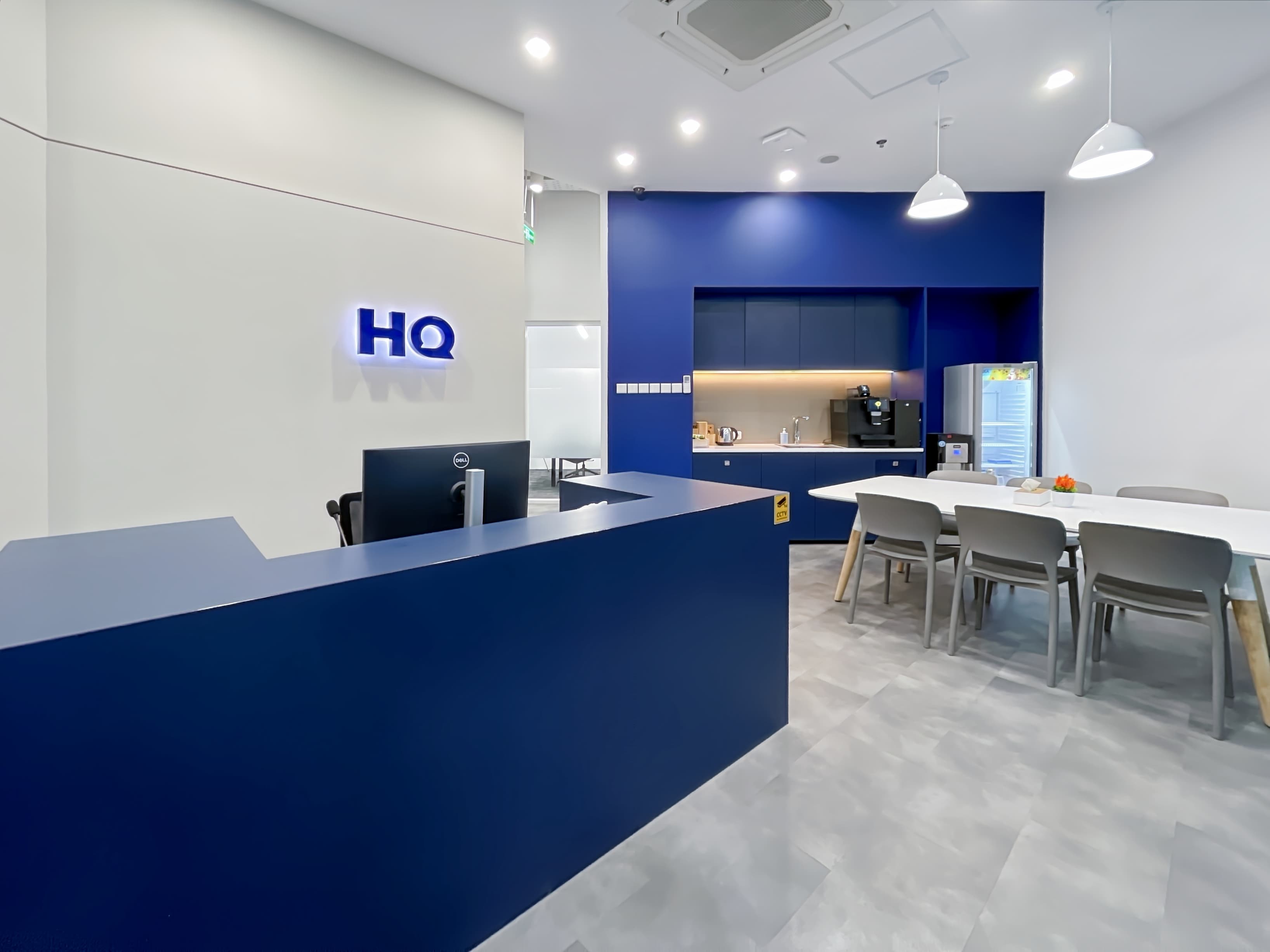 Makassar, Delft Apartment image 9