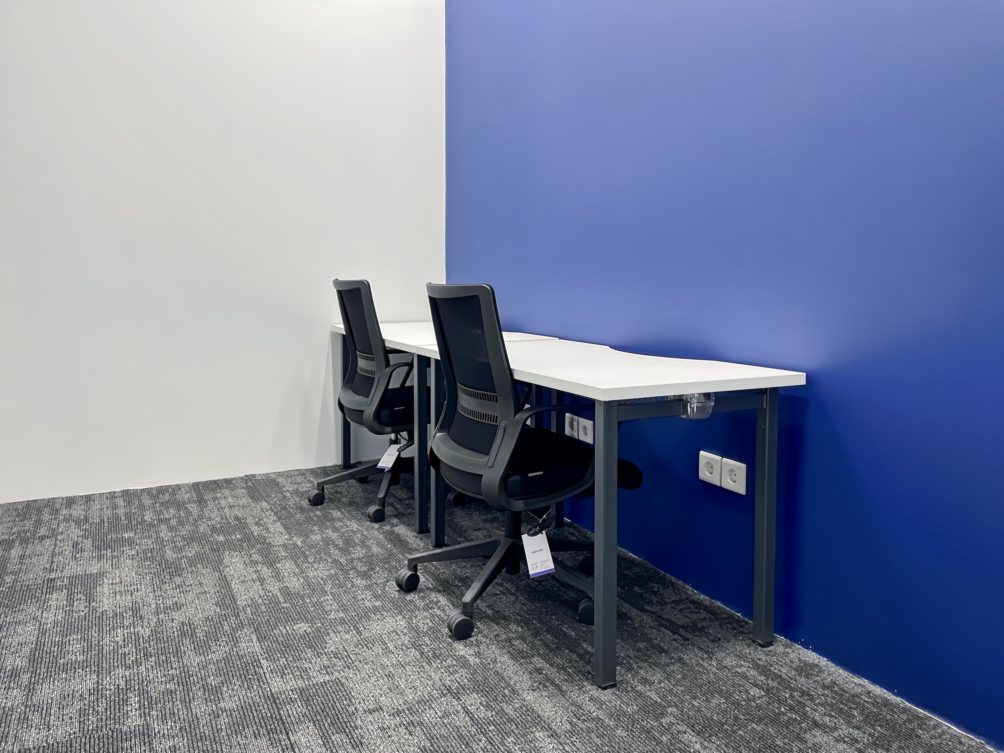 Makassar, Delft Apartment image 7