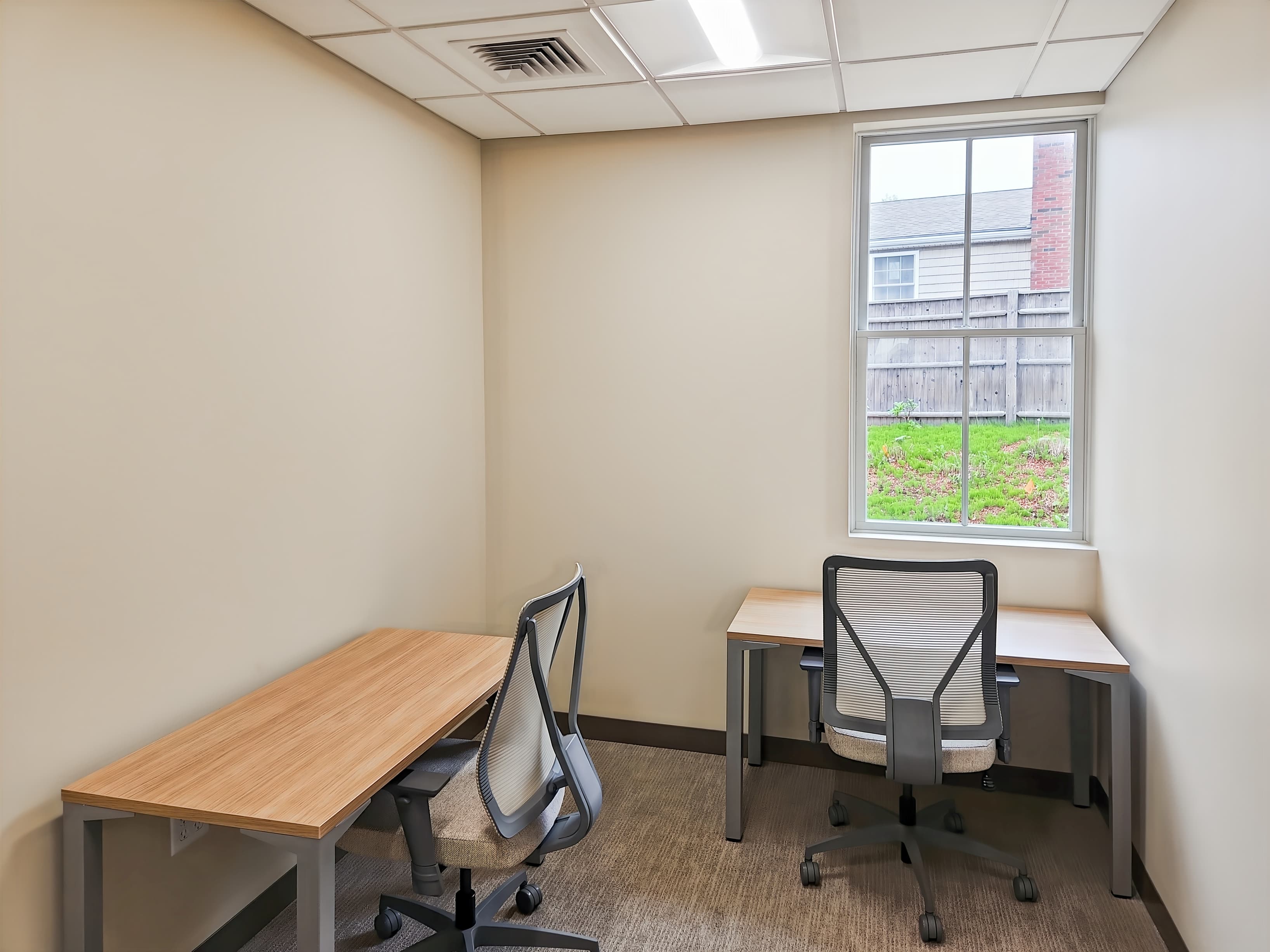 MA, Ipswich - 118 County Road image 2